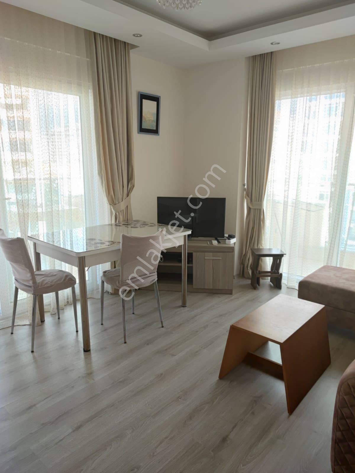 Alanya Mahmutlar'da Deniz Manzaralı Site İçerisinde Satılık Eşyalı 1+1 Daire - Görsel 14