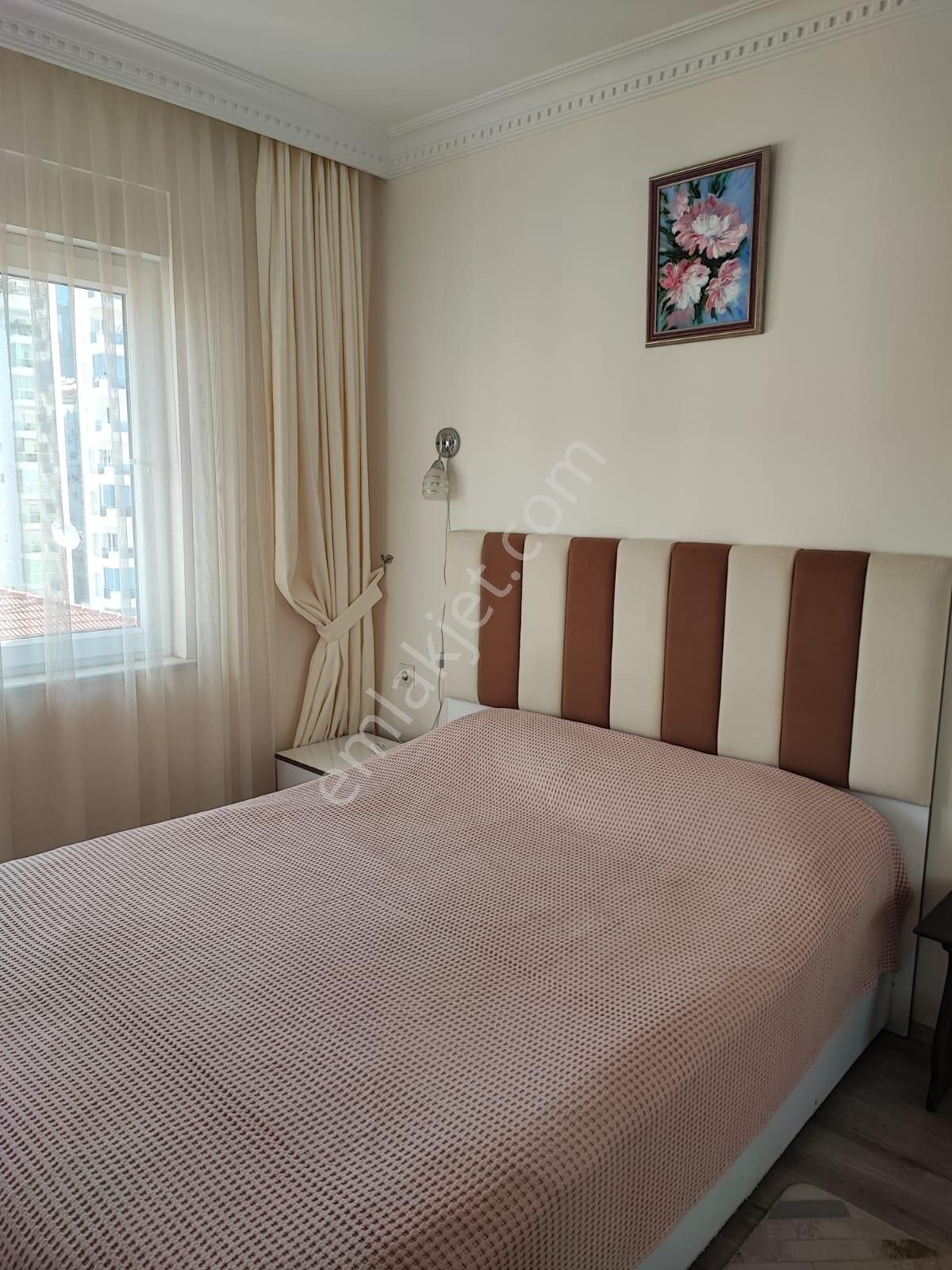 Alanya Mahmutlar'da Deniz Manzaralı Site İçerisinde Satılık Eşyalı 1+1 Daire - Görsel 15