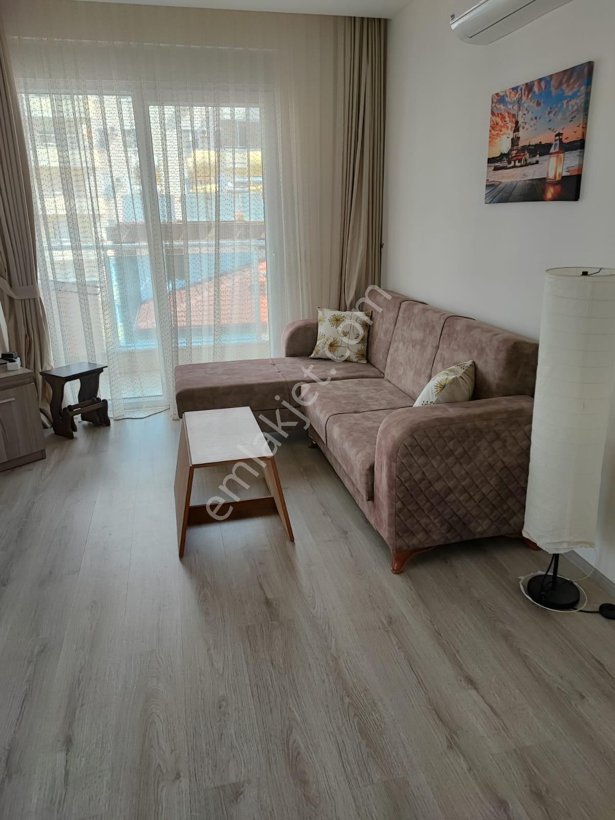 Alanya Mahmutlar'da Deniz Manzaralı Site İçerisinde Satılık Eşyalı 1+1 Daire - Görsel 10