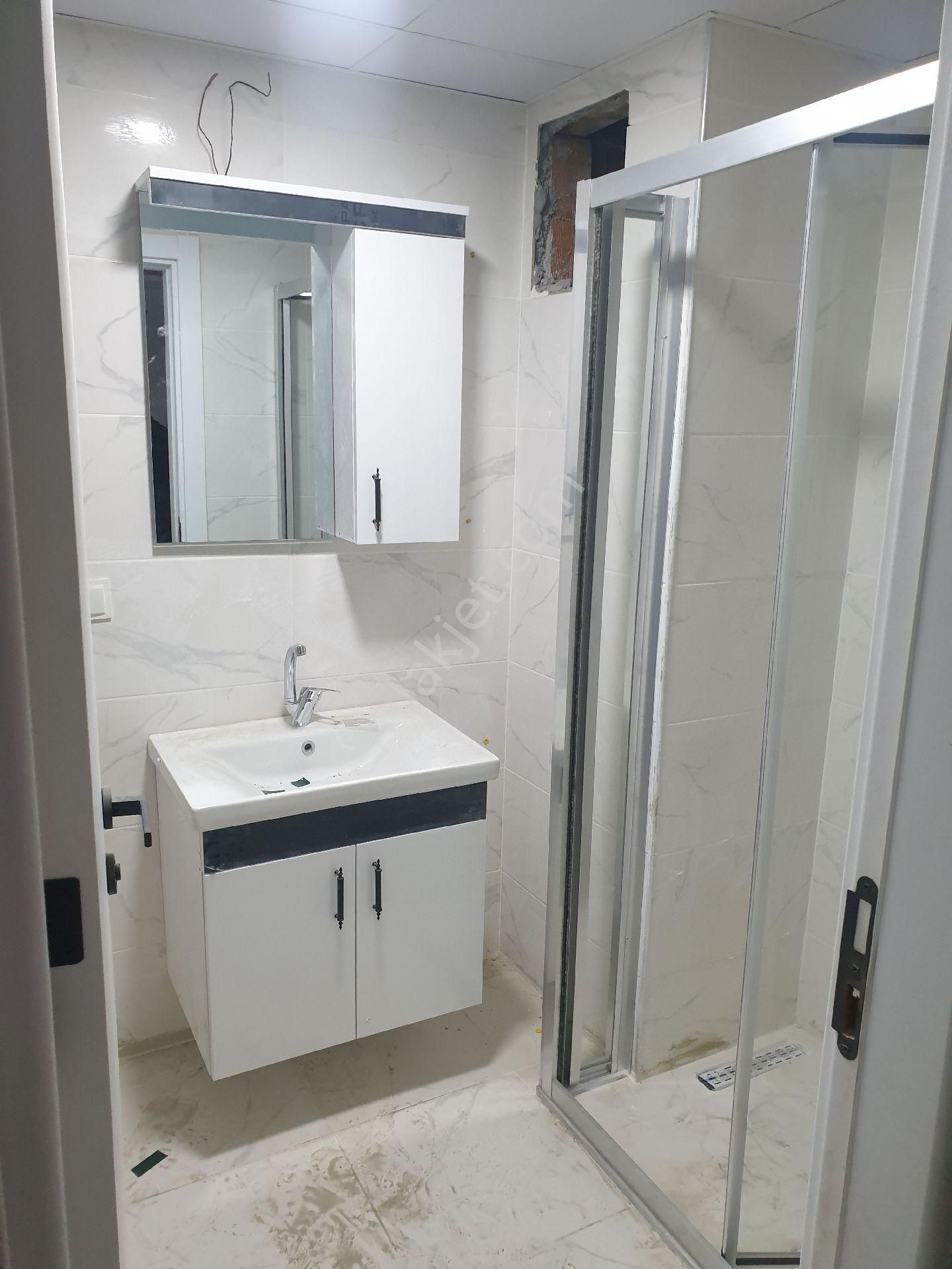 Tekirdağ Çorlu Muhittin Mahallesinde Ottoman Sitesinde 65m2 Satılık 1+1 Sıfır