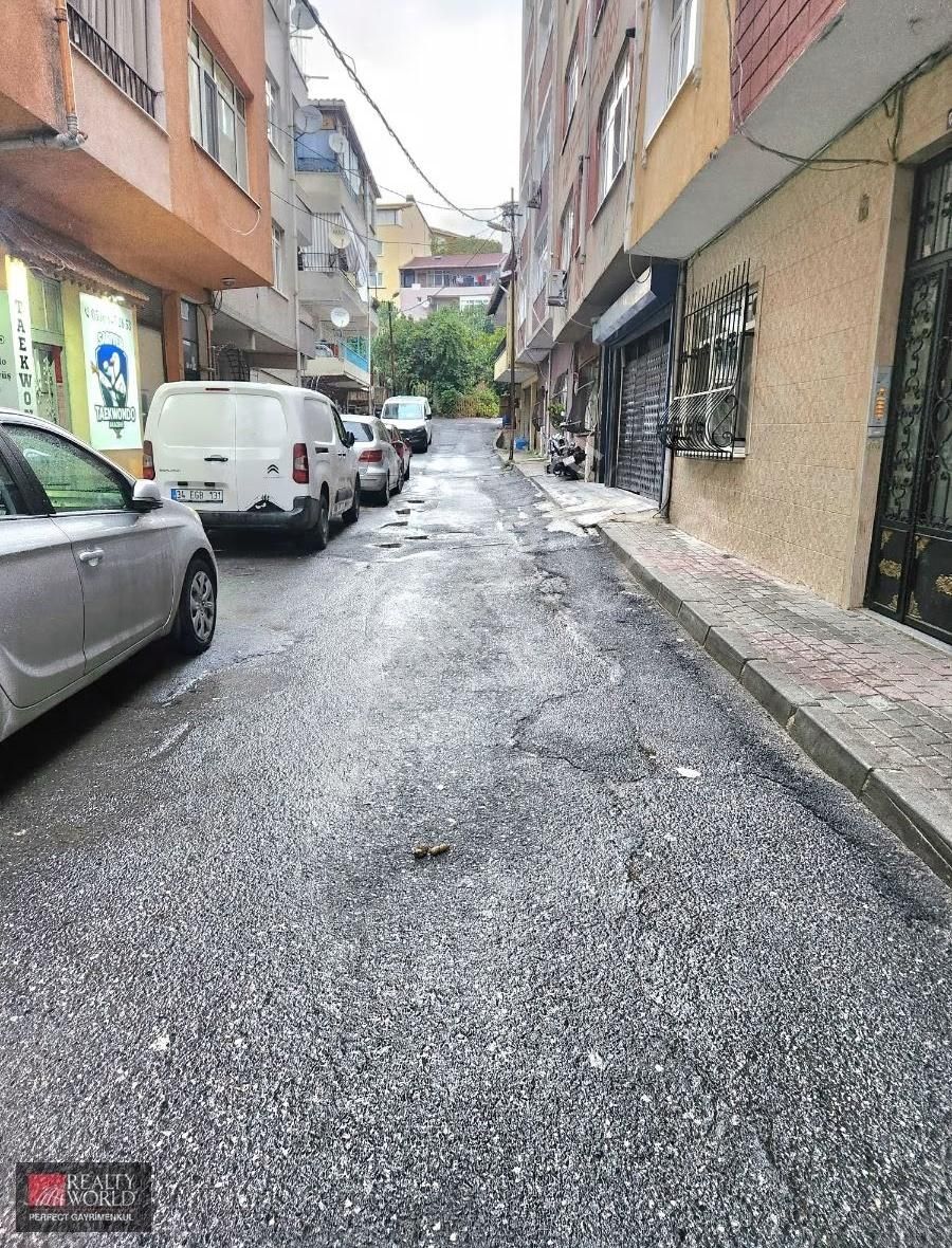 Sarıyer Merkez'de Stada Yakın 70 M2 Temiz Bakımlı Daire - Görsel 22
