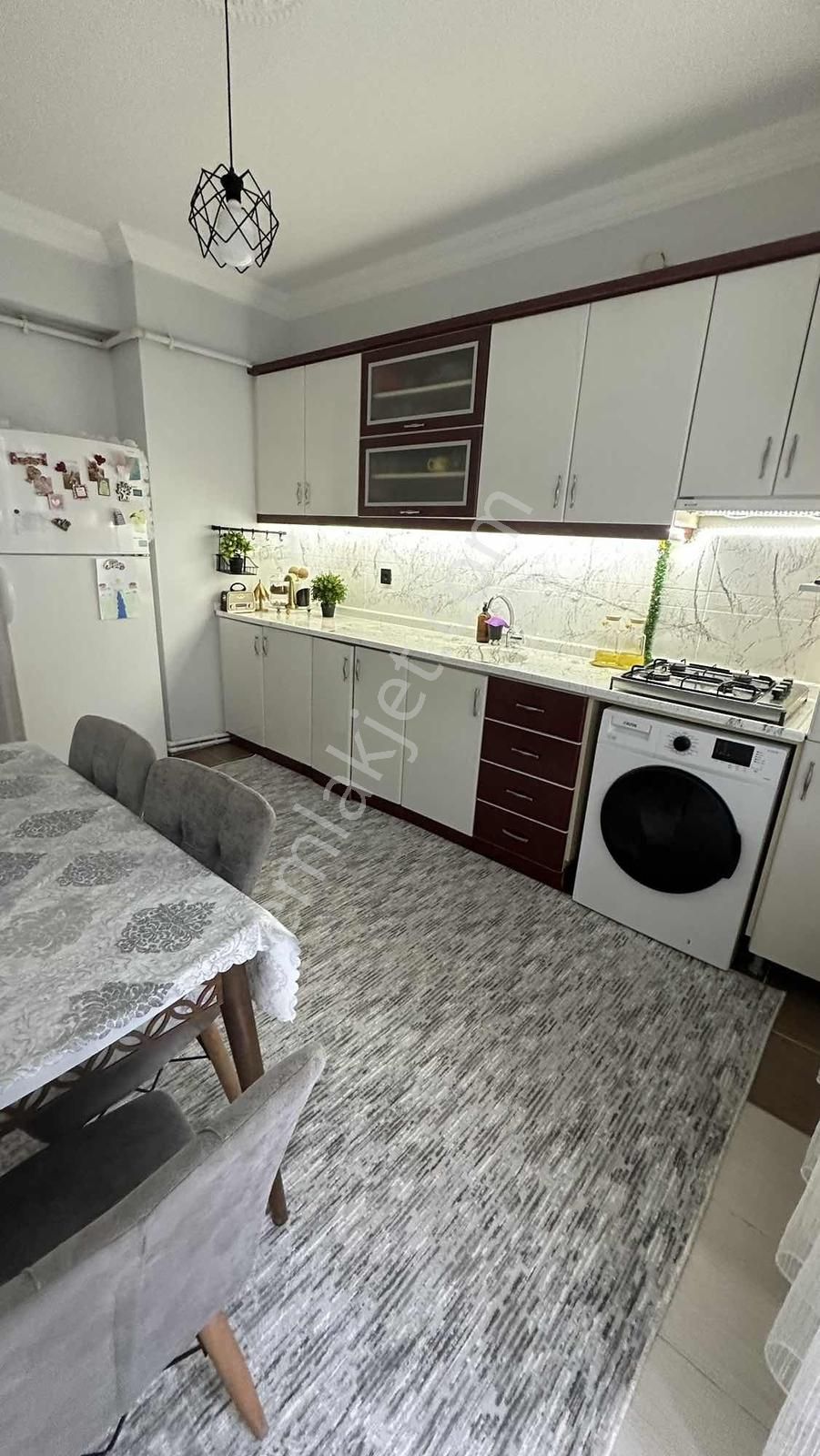 Cumhuriyette Site İçerisinde Satılık 3+1 - Görsel 13
