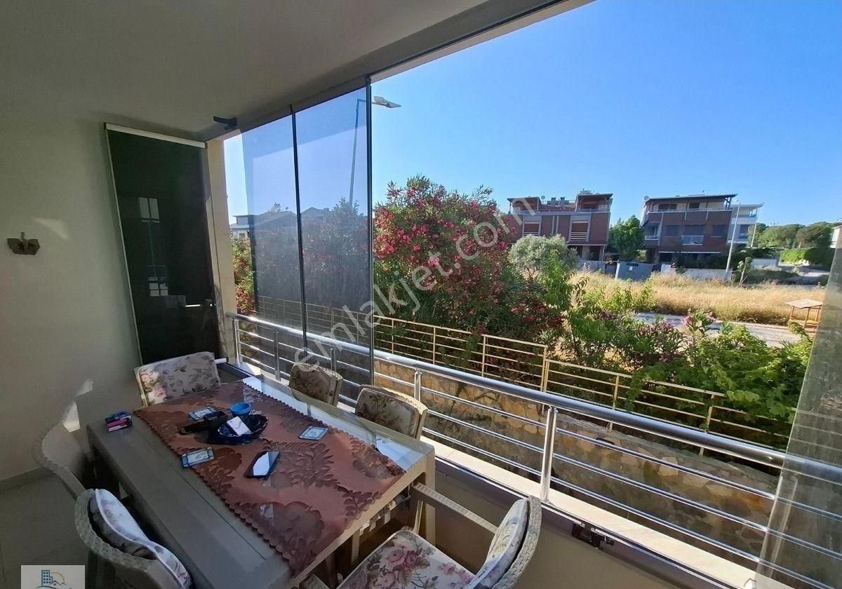 Didim Efeler Mahallesinde Havuzlu Güvenlikli Site İçerisinde Full Eşyalı Ara Kat 2+1 Daire - Görsel 11