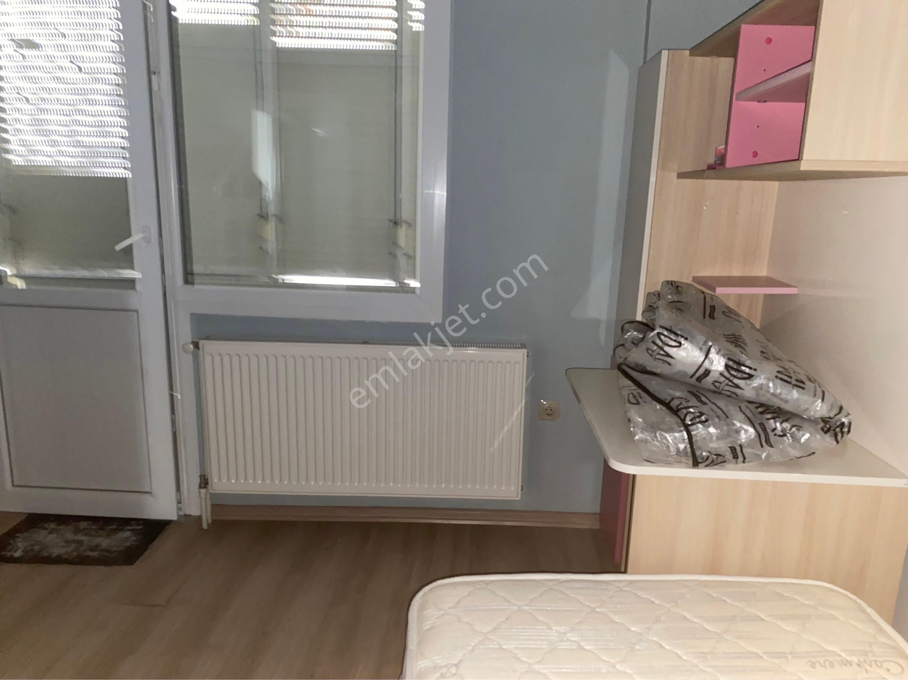 Karşıyaka Metrosuna Çok Yakını Tadilatlı Doğalgazlı 1.kat Kiralık Daire - Görsel 19