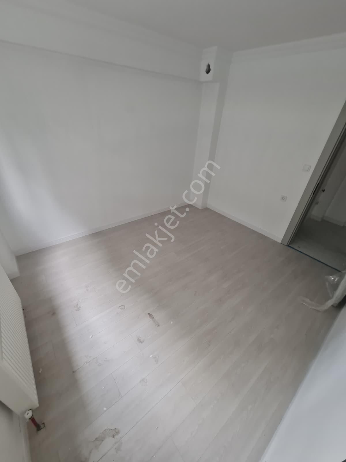 Aydınlıkevler'de Sıfır Binada 2+1 Kiralık Daire-taner Emlak - Görsel 25