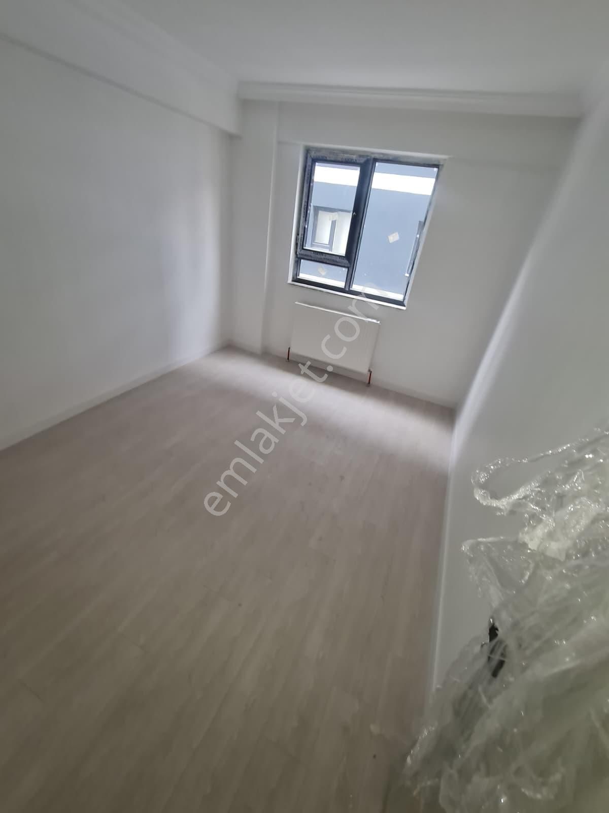 Aydınlıkevler'de Sıfır Binada 2+1 Kiralık Daire-taner Emlak - Görsel 21