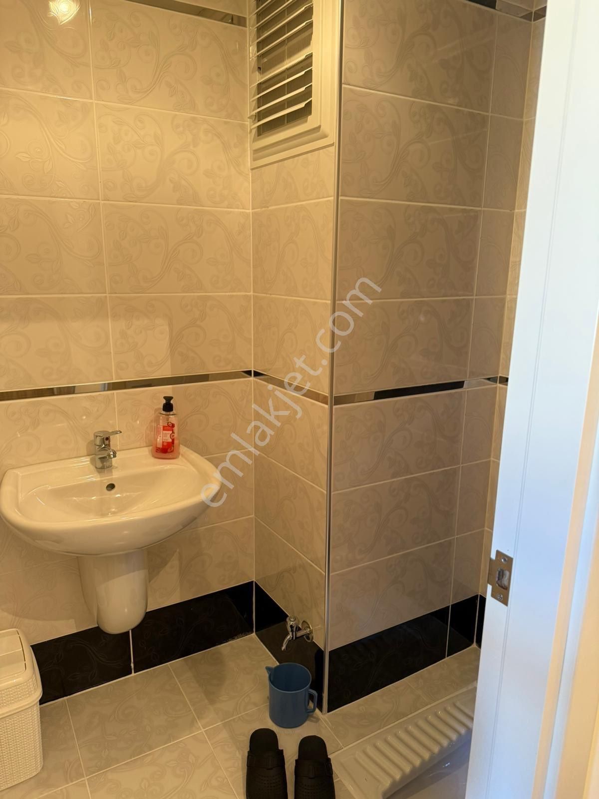 Yıldız Gayrimenkulden Söğütlüde Eşyalı Kiralık Daire - Görsel 26