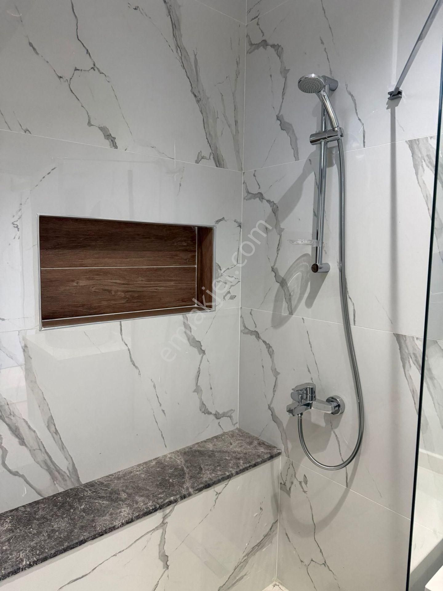 Kuşadası Merkezde Sahile Yürüme Mesafesinde Yeni Müstakil Villa - Görsel 5