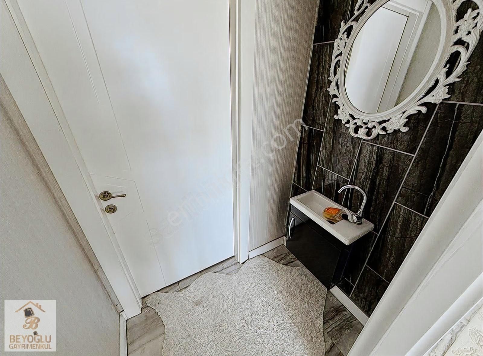 Beyoğlu'ndan Teras Balkonlu 7.kat Masafsız 4+1 Site Dairesi - Görsel 26