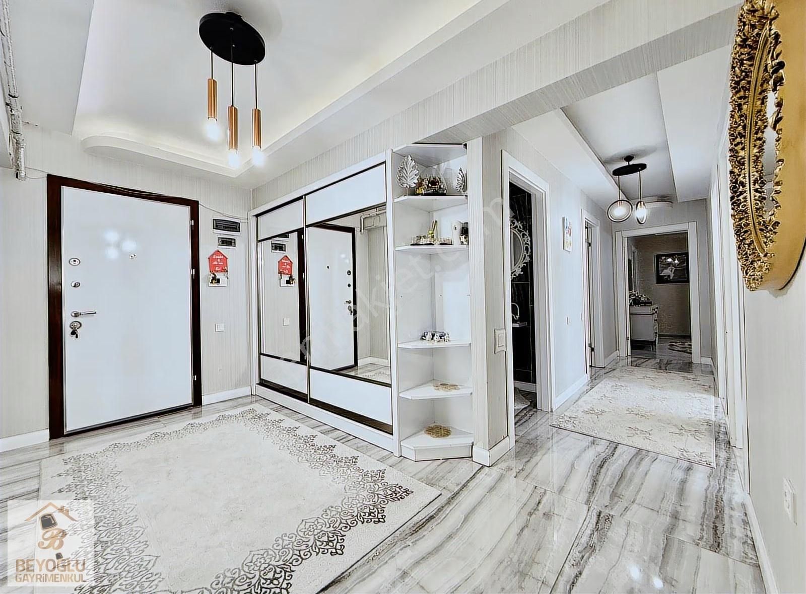 Beyoğlu'ndan Teras Balkonlu 7.kat Masafsız 4+1 Site Dairesi - Görsel 22