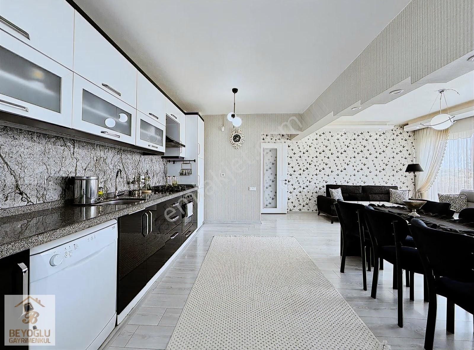 Beyoğlu'ndan Teras Balkonlu 7.kat Masafsız 4+1 Site Dairesi - Görsel 9