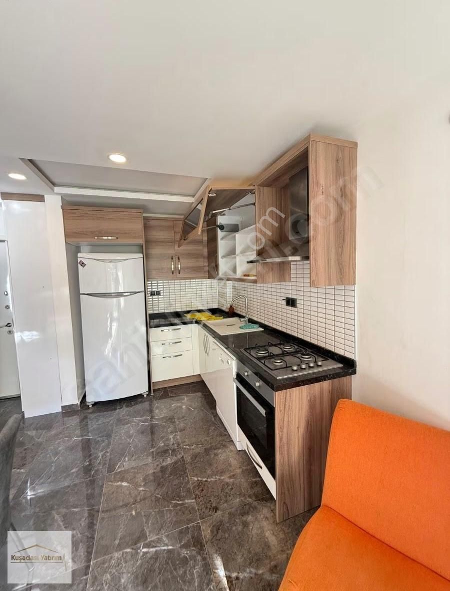 Kuşadasında Havuzlu Güvenlikli Doğalgazlı Sitede Bahçe Katı 1+1 - Görsel 10