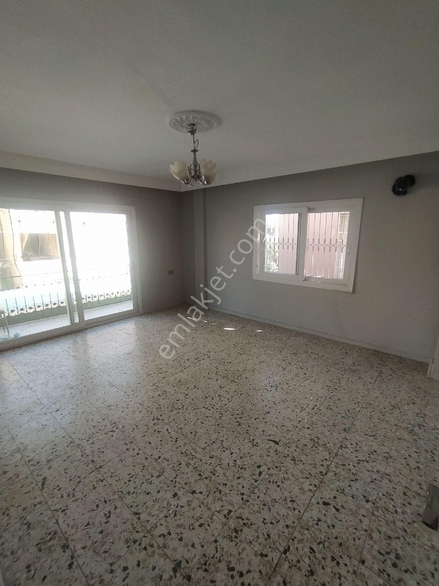 Demirhan'dan Kozan Caddesi Shell Civarı Kiralık Müstakil Ev - Görsel 5