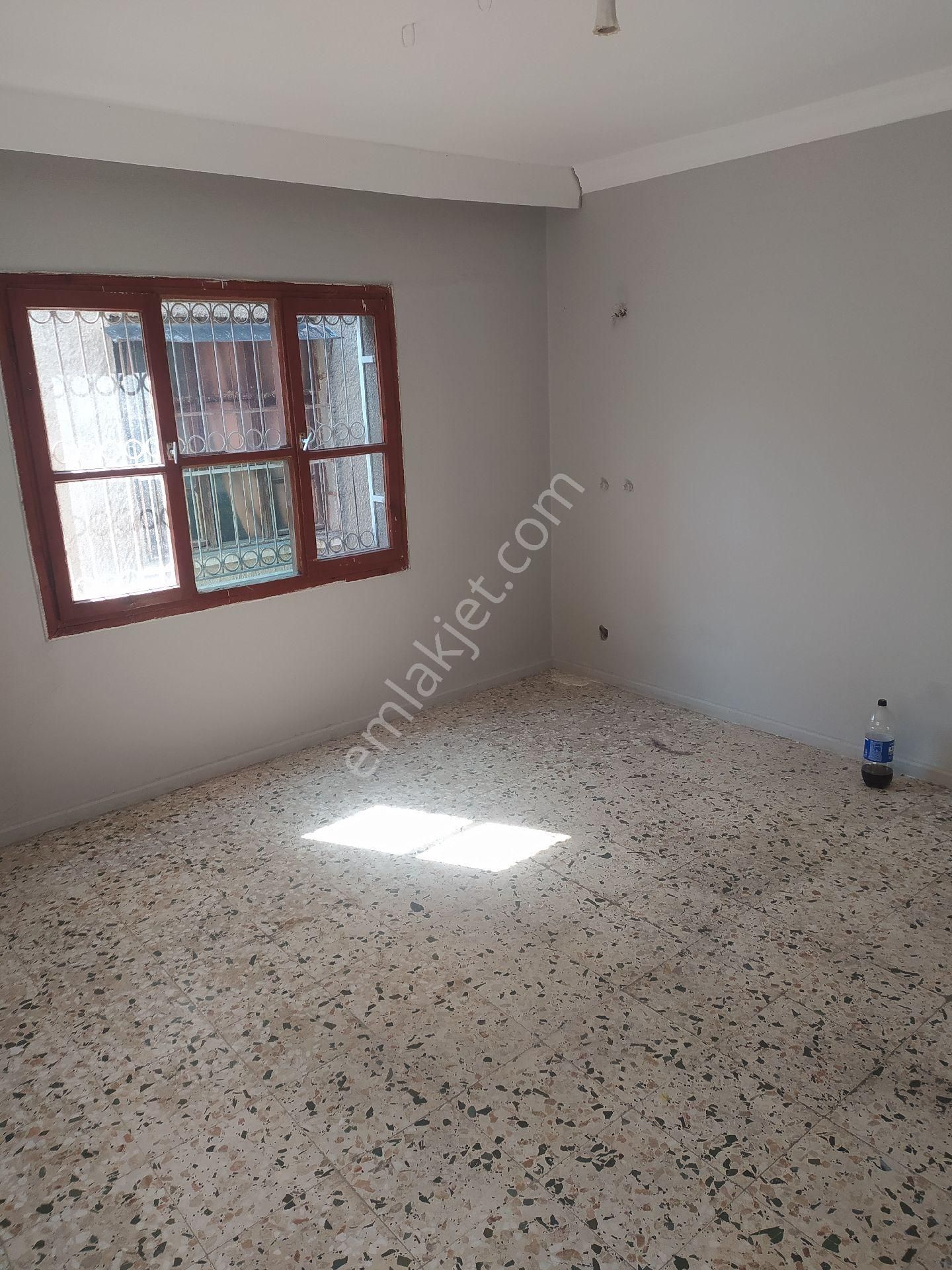 Demirhan'dan Kozan Caddesi Shell Civarı Kiralık Müstakil Ev - Görsel 3