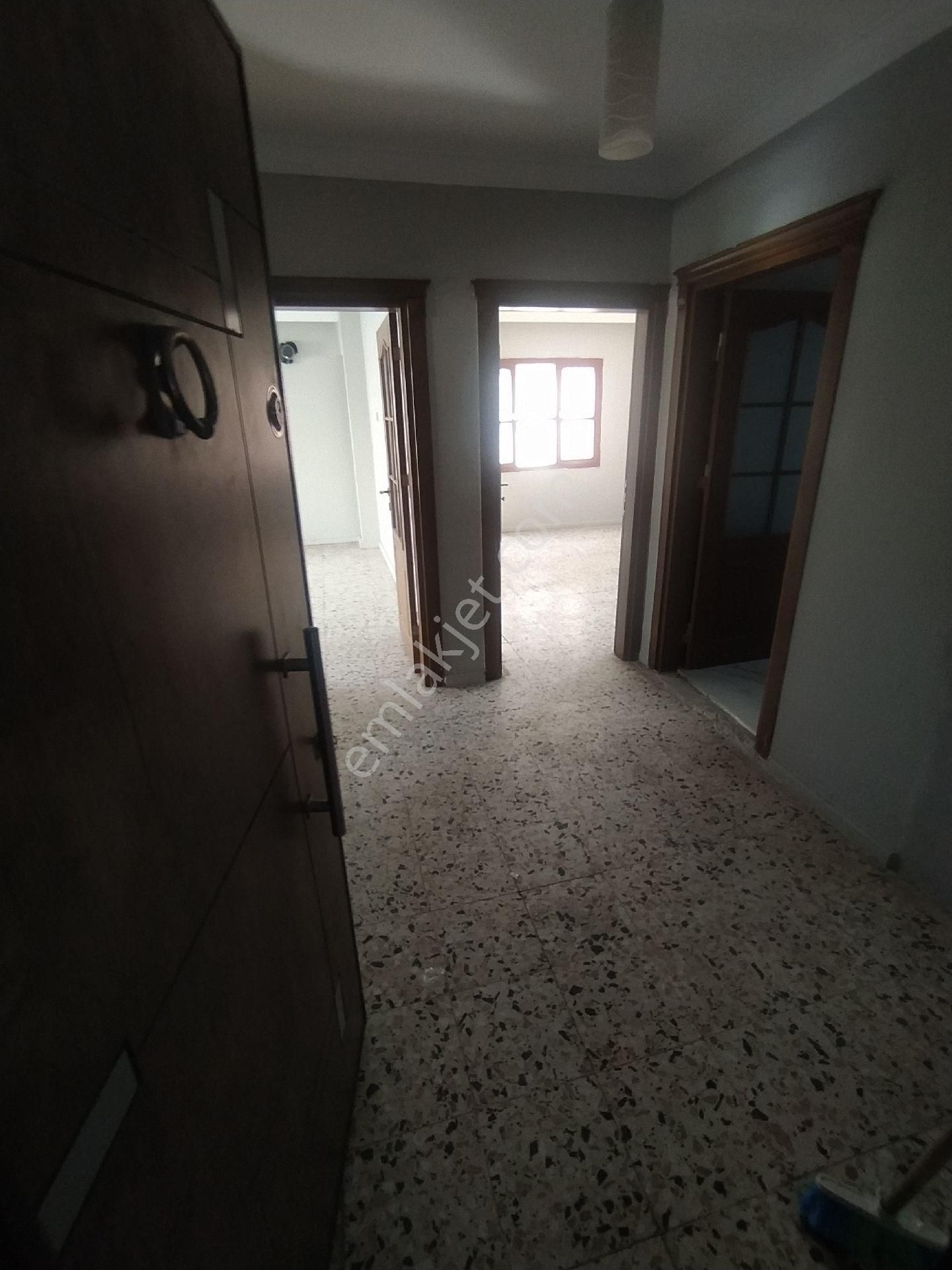 Demirhan'dan Kozan Caddesi Shell Civarı Kiralık Müstakil Ev - Görsel 13