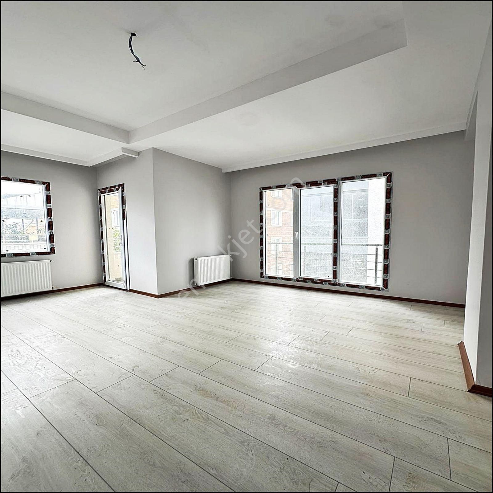 Yakuplu'da Sıfır Ferah Kullanımlı Ayrı Girişli 4+2 Dubleks - Görsel 26