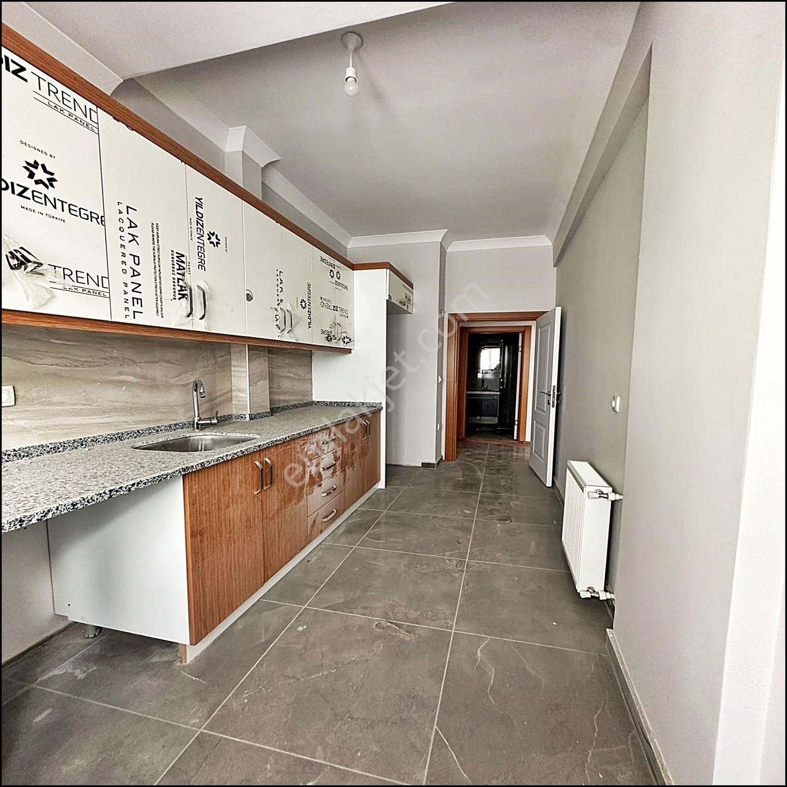 Yakuplu'da Sıfır Ferah Kullanımlı Ayrı Girişli 4+2 Dubleks - Görsel 8