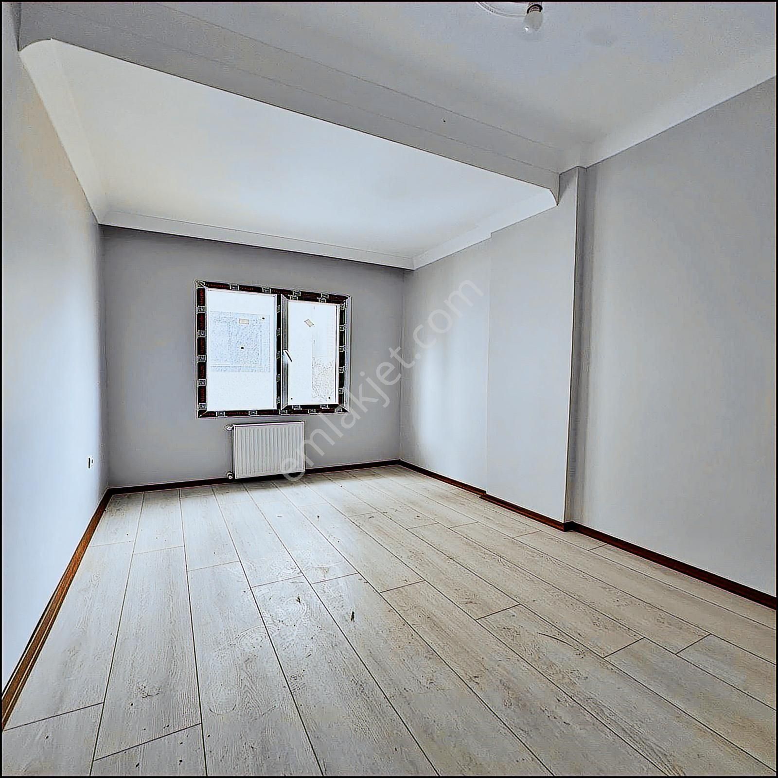 Yakuplu'da Sıfır Ferah Kullanımlı Ayrı Girişli 4+2 Dubleks - Görsel 7