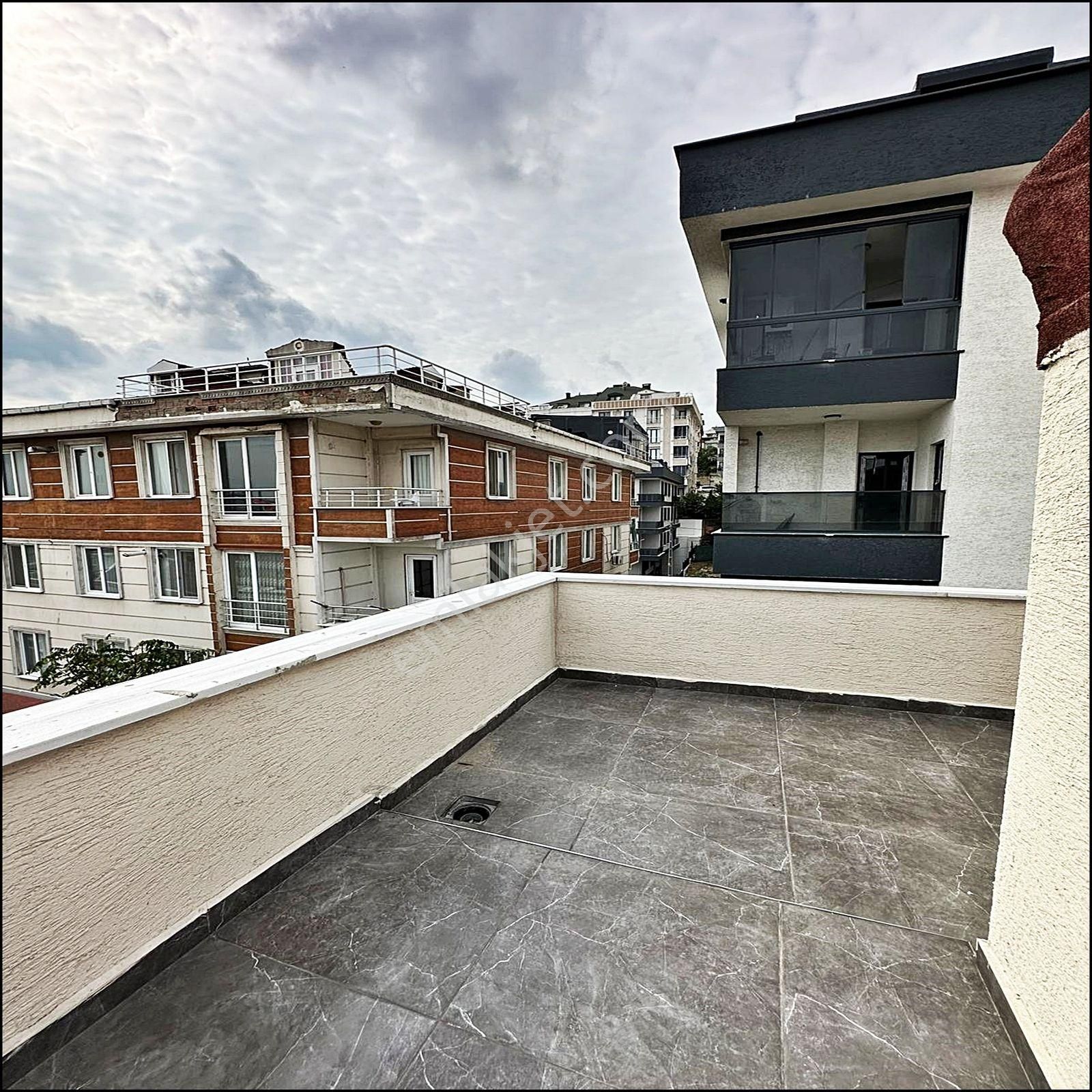 Yakuplu'da Sıfır Ferah Kullanımlı Ayrı Girişli 4+2 Dubleks - Görsel 22