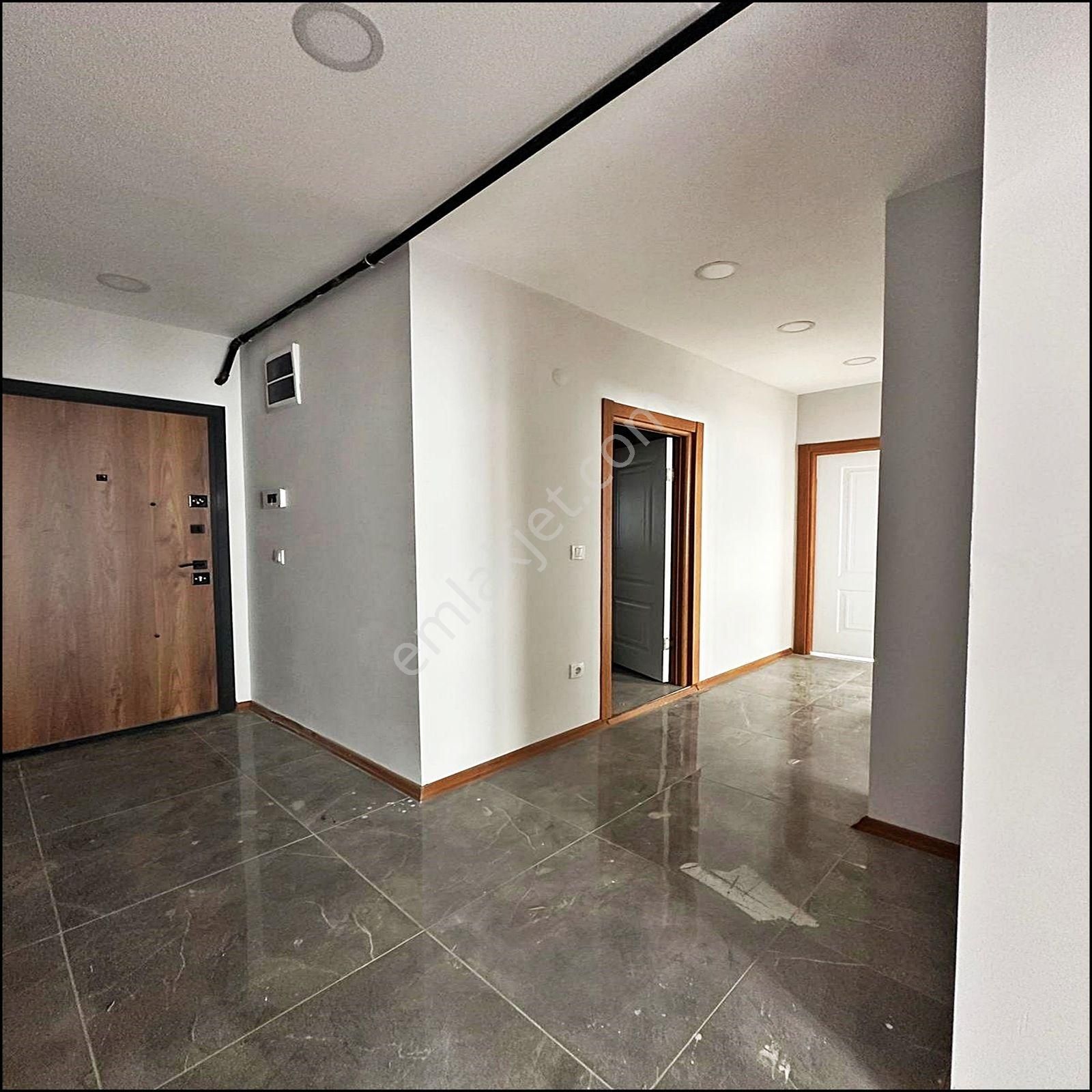 Yakuplu'da Sıfır Ferah Kullanımlı Ayrı Girişli 4+2 Dubleks - Görsel 6