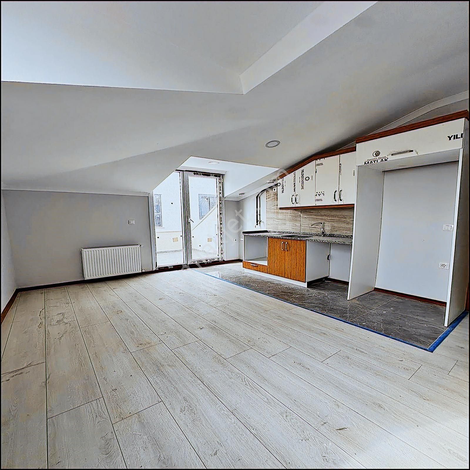 Yakuplu'da Sıfır Ferah Kullanımlı Ayrı Girişli 4+2 Dubleks - Görsel 18