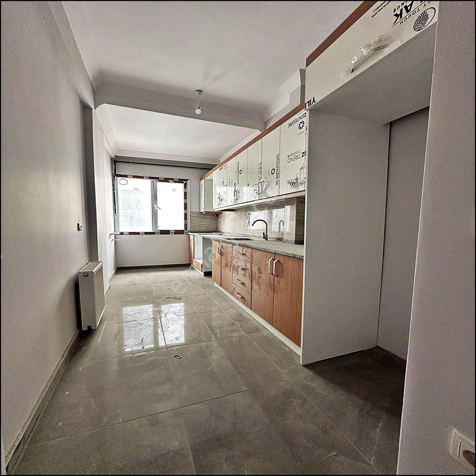 Yakuplu'da Sıfır Ferah Kullanımlı Ayrı Girişli 4+2 Dubleks - Görsel 11