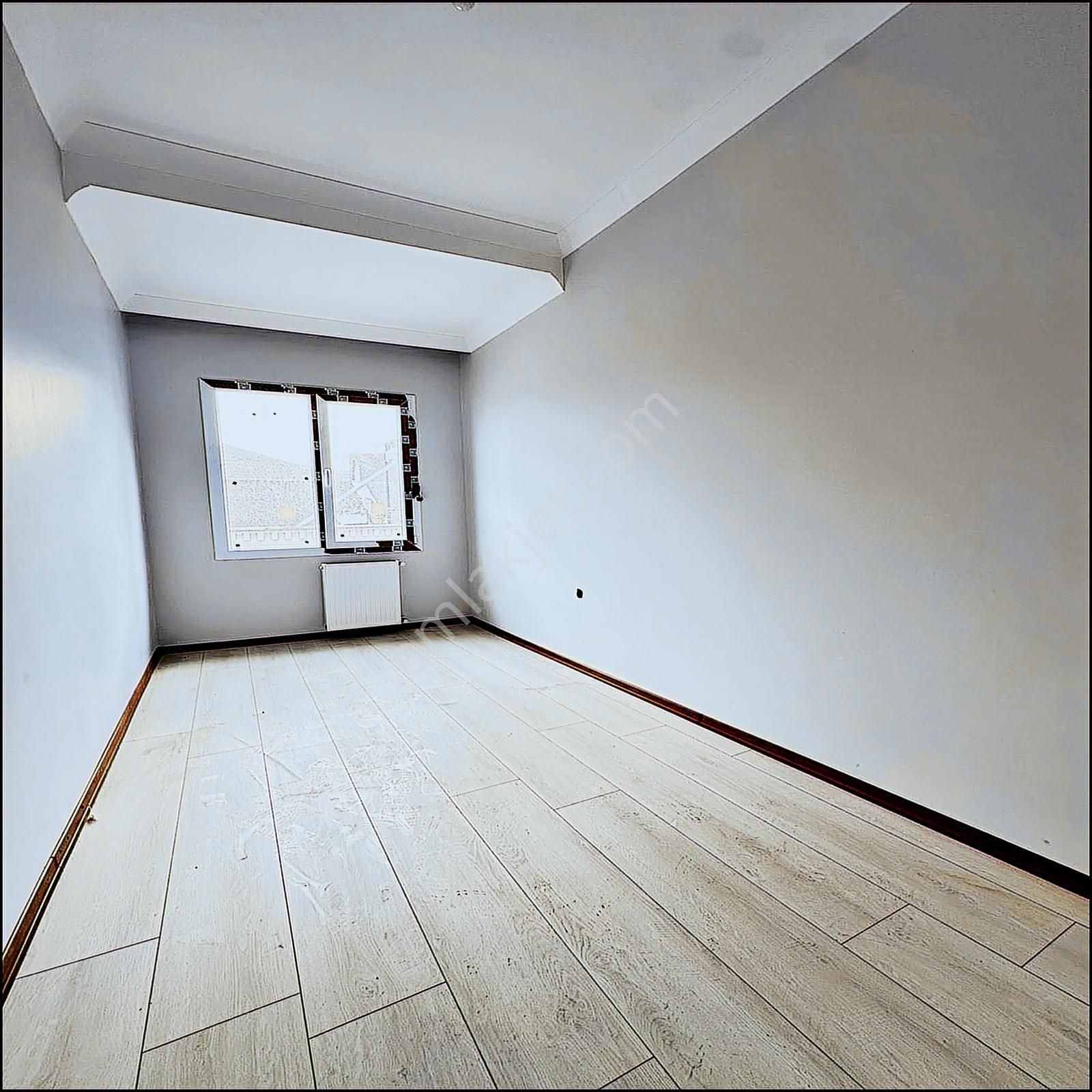 Yakuplu'da Sıfır Ferah Kullanımlı Ayrı Girişli 4+2 Dubleks - Görsel 15