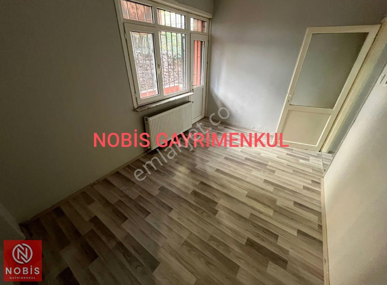 Üsküdar Tam Merkezde 2+1 Kullanışlı Arakat Satılık Daire - Görsel 4