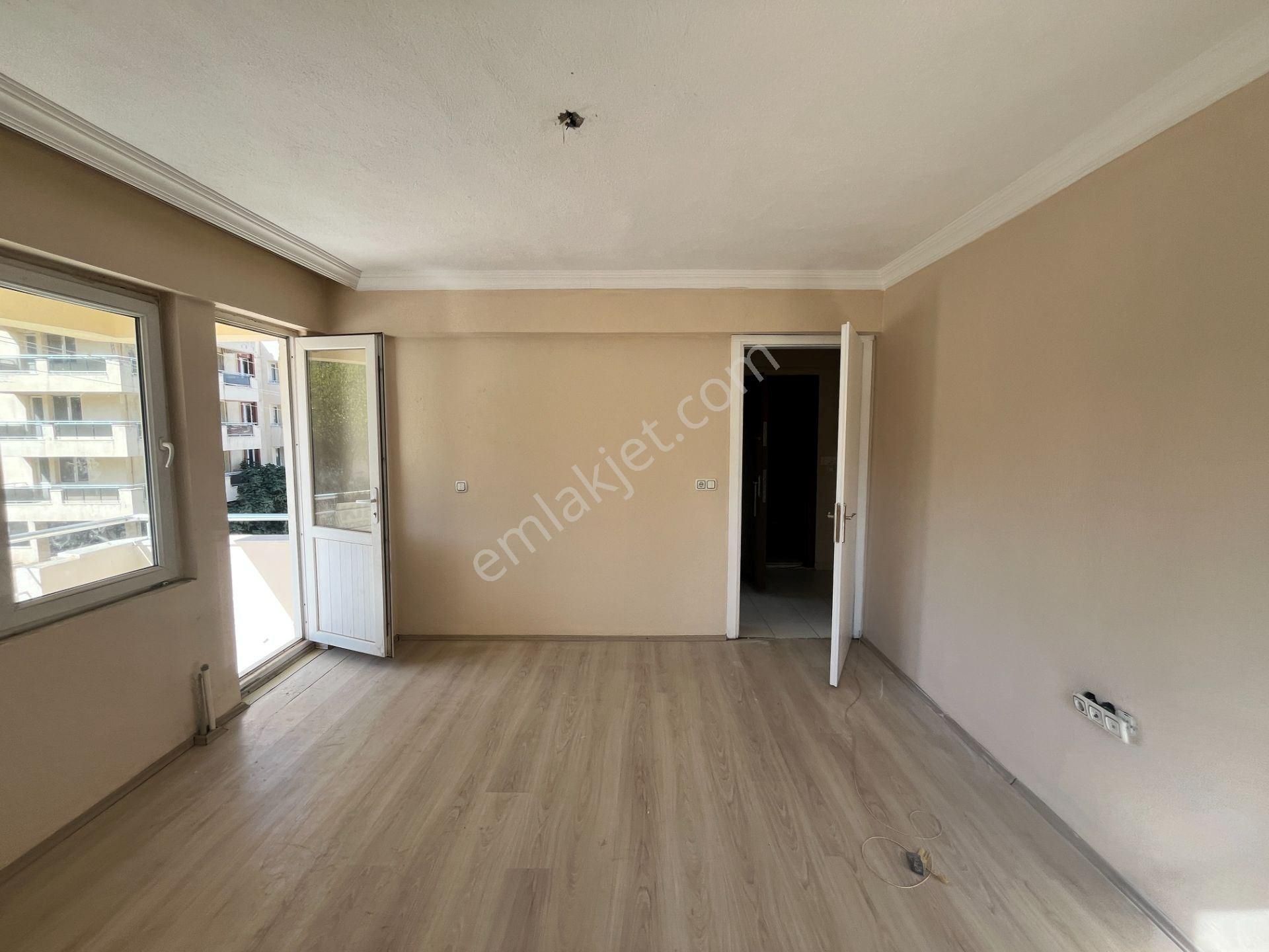 Milas Burgaz Mahallesinde 3+1 Kiralık Ara Kat Daire - Görsel 5