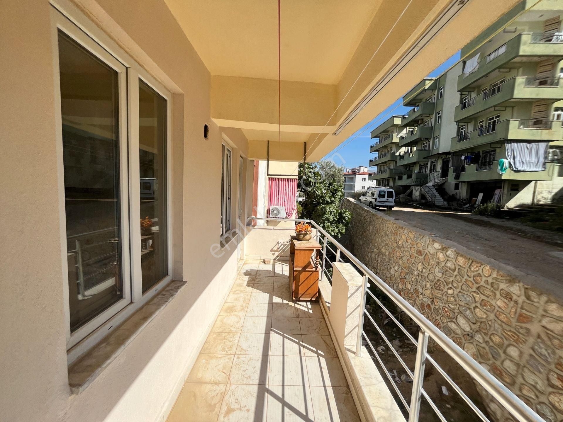 Milas Burgaz Mahallesinde 3+1 Kiralık Ara Kat Daire - Görsel 13