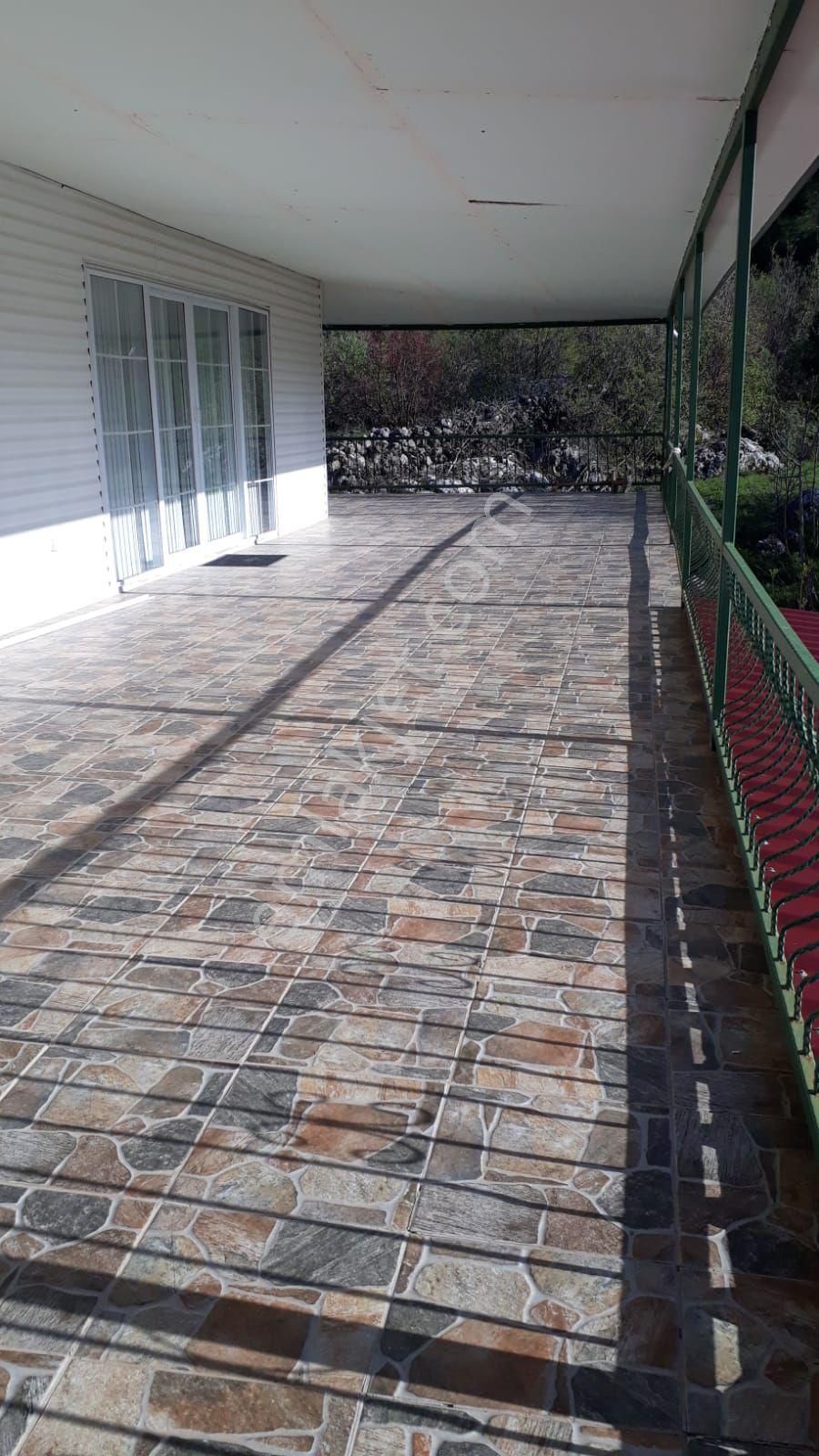 Burdur Bucak Karaseki Köyü'nde 15.981m2 Arazi İçinde 200m2 Müstakil Konut Satılık Yatırımlık - Görsel 11