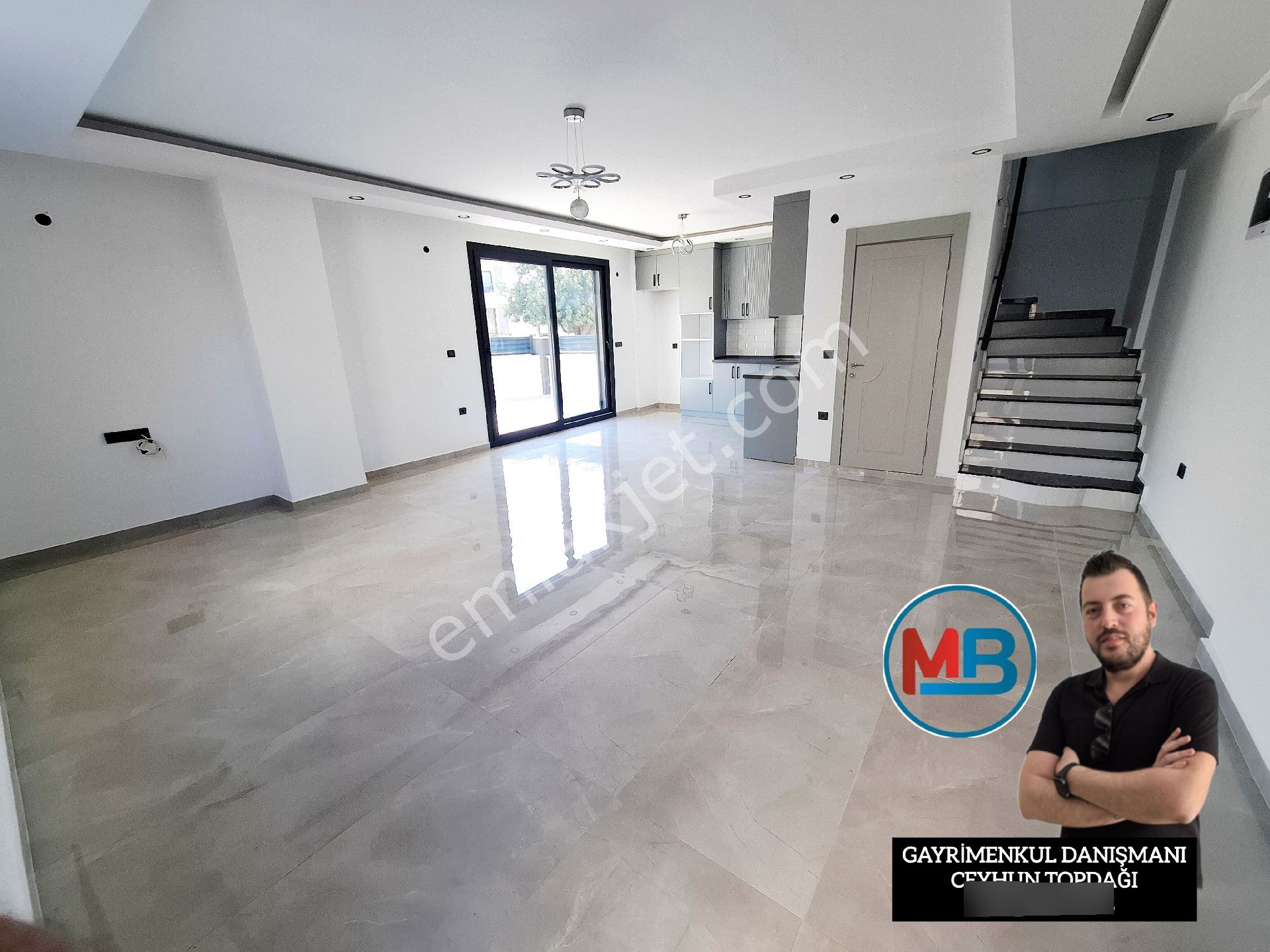 Didimde Satılık 3+1 Sıfır Villa Bahçeli Müstakil Girişli Tripleks - Görsel 7