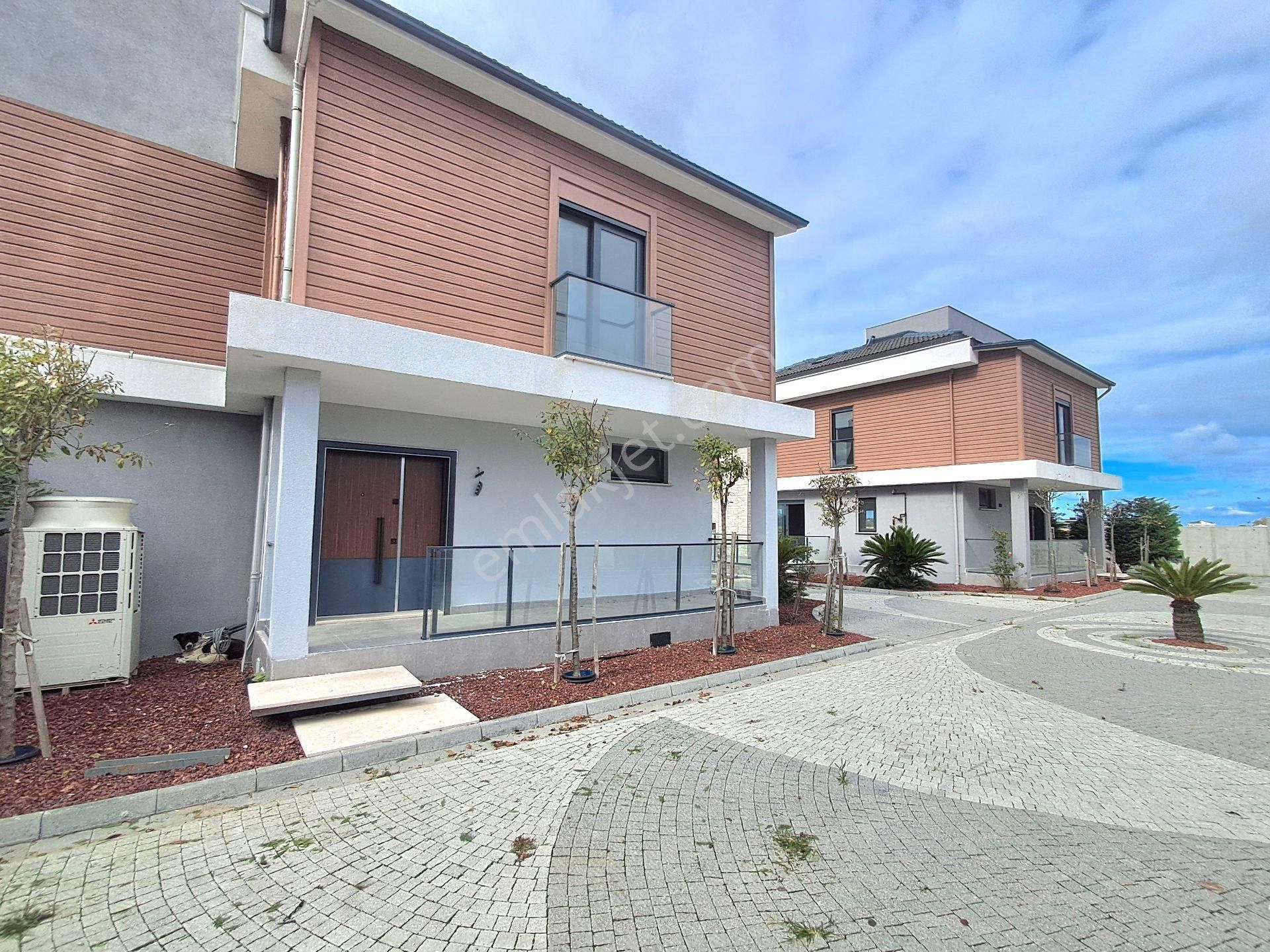 Satılık İkiz Villa (tripleks) Göl Manzaralı. Arnavutköy - Durusu - Görsel 35