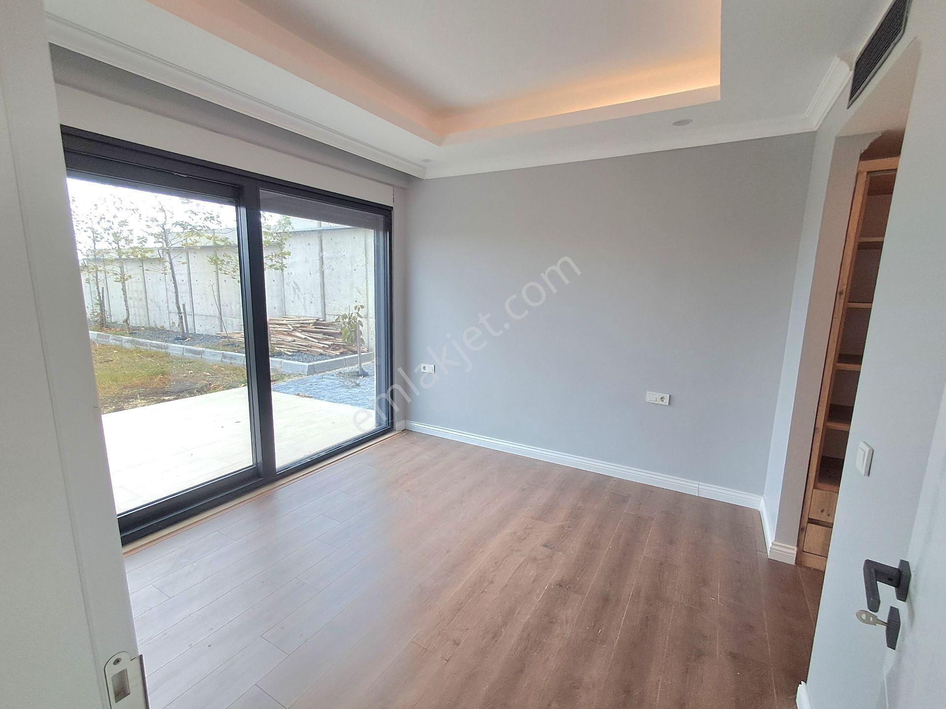 Satılık İkiz Villa (tripleks) Göl Manzaralı. Arnavutköy - Durusu - Görsel 15