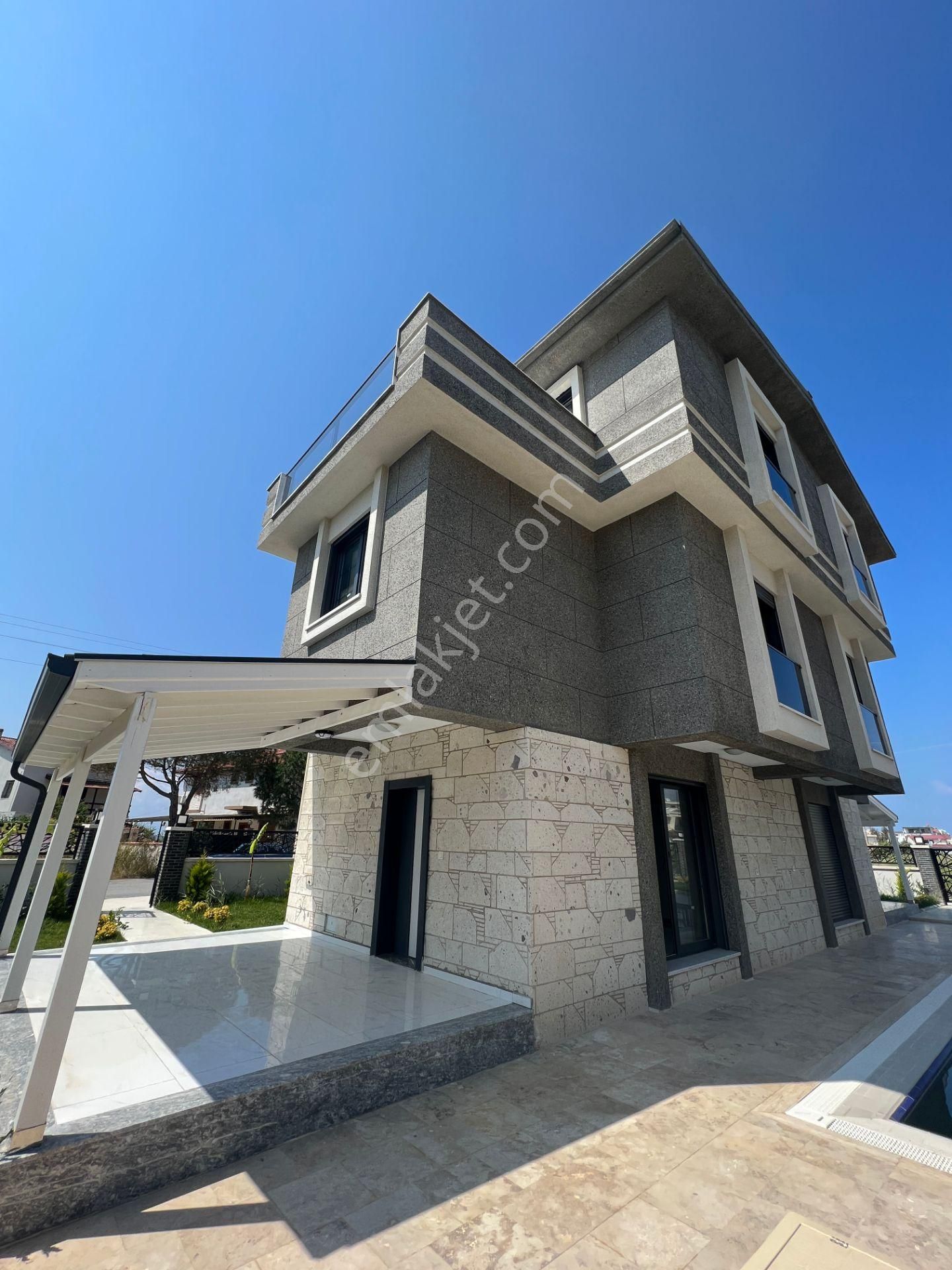 Gökçen'den Denize 3.sırada Havuzlu 3+1 Sıfır Villa - Görsel 12