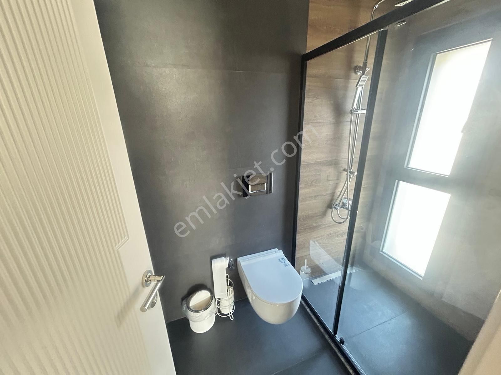 Gökçenden Site İçerisinde Müsatakil Havuzlu 3+1 Villa - Görsel 32