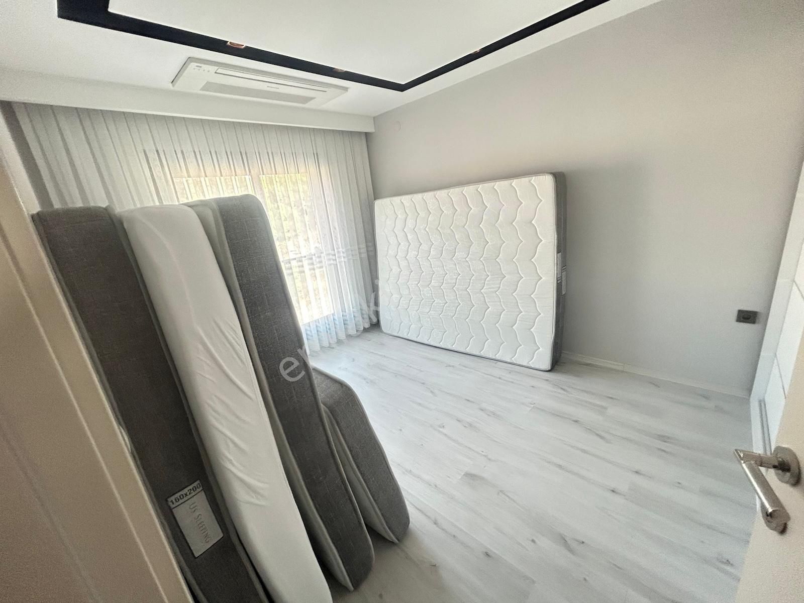 Gökçenden Site İçerisinde Müsatakil Havuzlu 3+1 Villa - Görsel 13