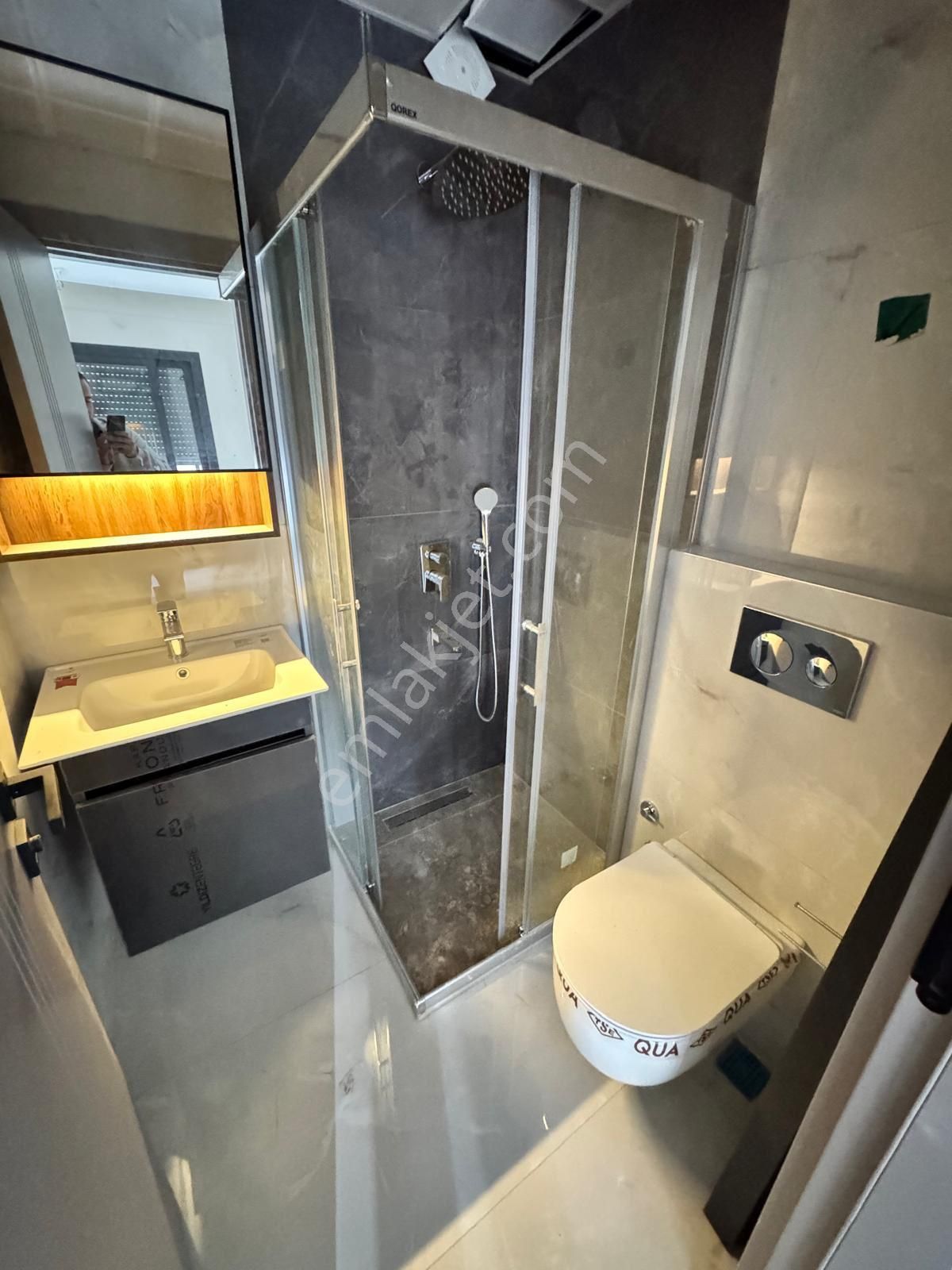 Gökçenden Site İçerisinde Havuzluve Otoparklı 3+1 Villa - Görsel 18