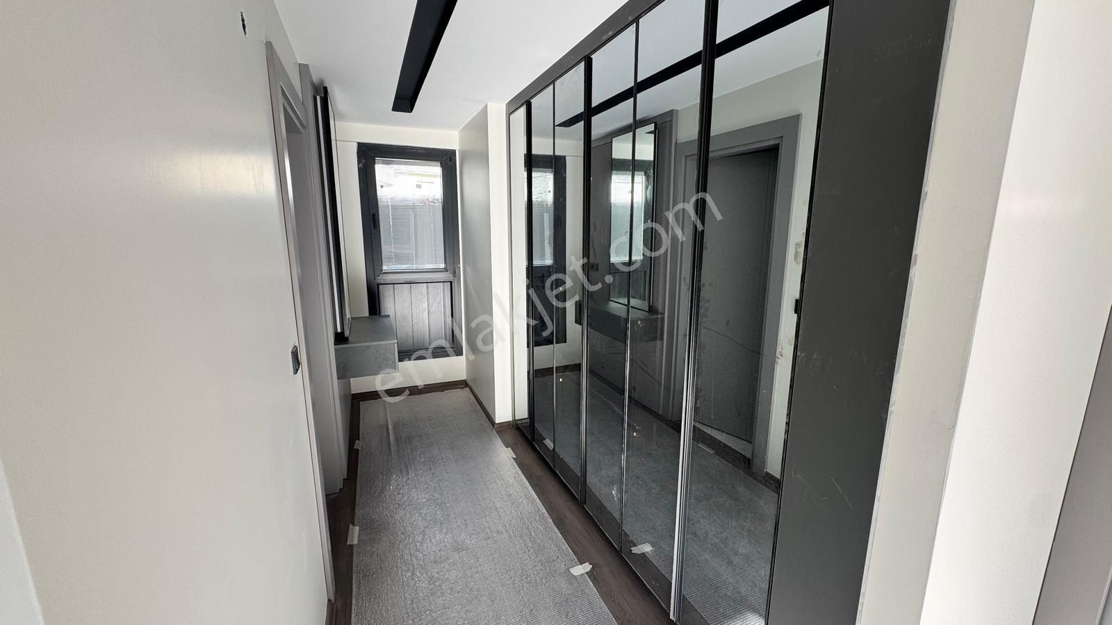 Gökçenden Site İçerisinde Havuzluve Otoparklı 3+1 Villa - Görsel 3