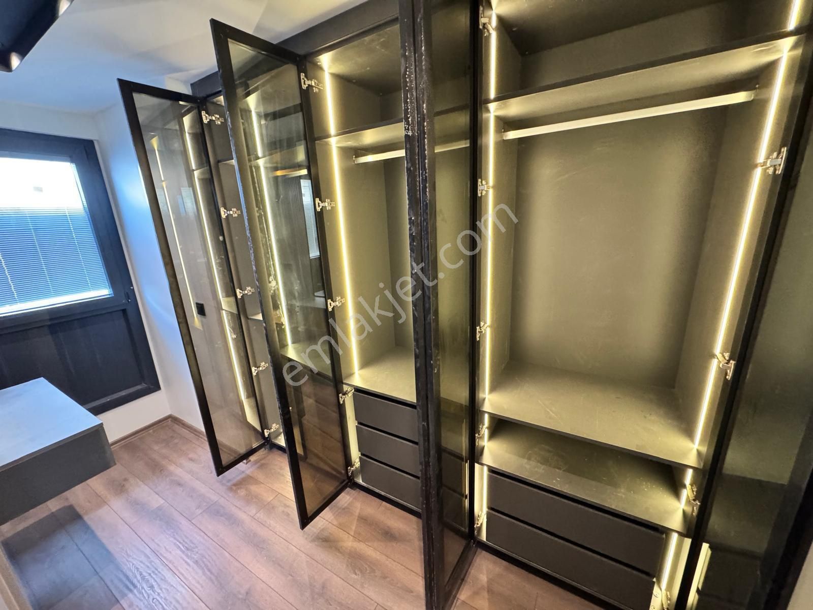 Gökçenden Site İçerisinde Havuzluve Otoparklı 3+1 Villa - Görsel 24