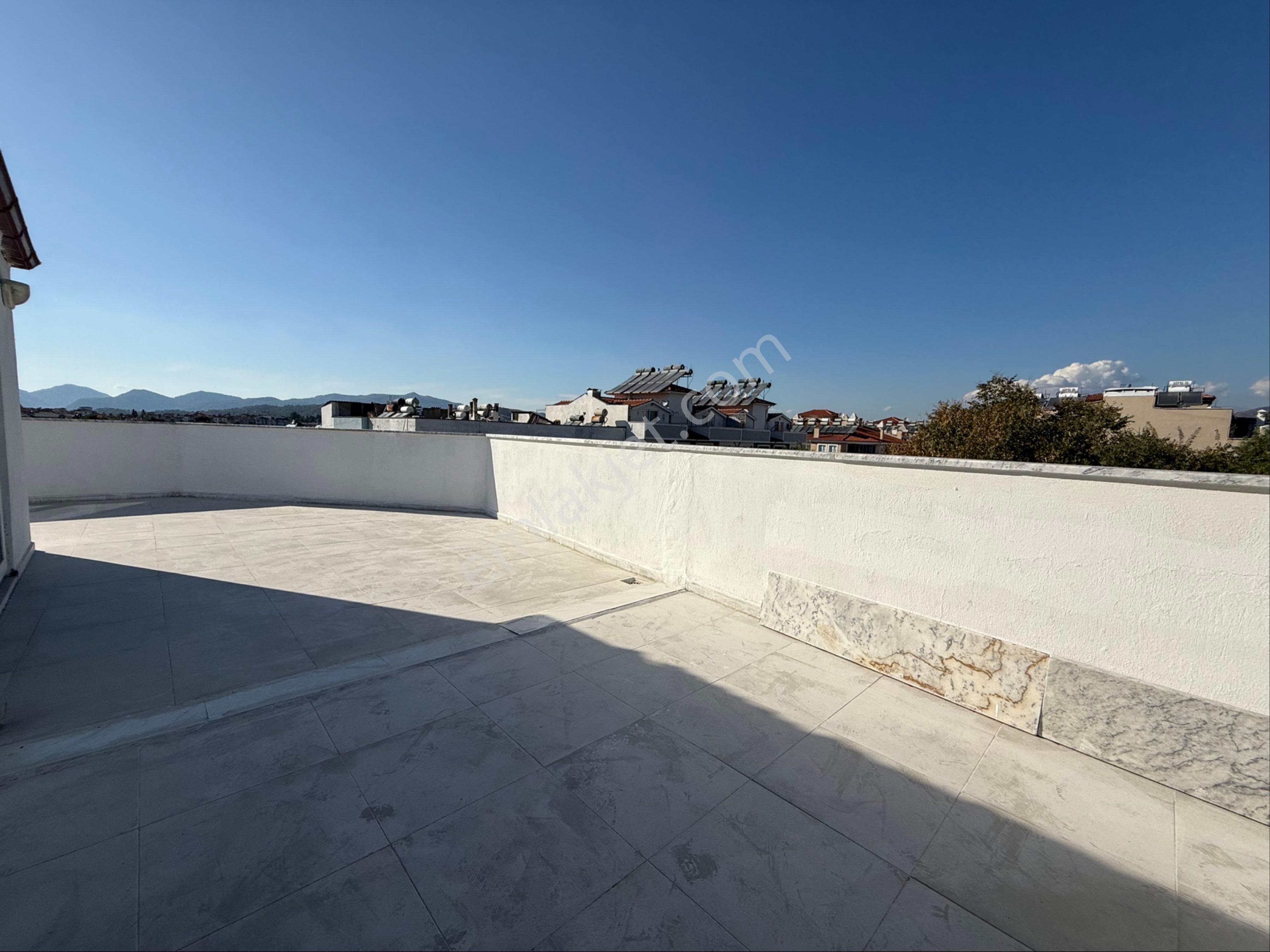 Dalaman Merkezde Eczane Üstü Sürekli Kiralık Dubleks Daire - Görsel 31