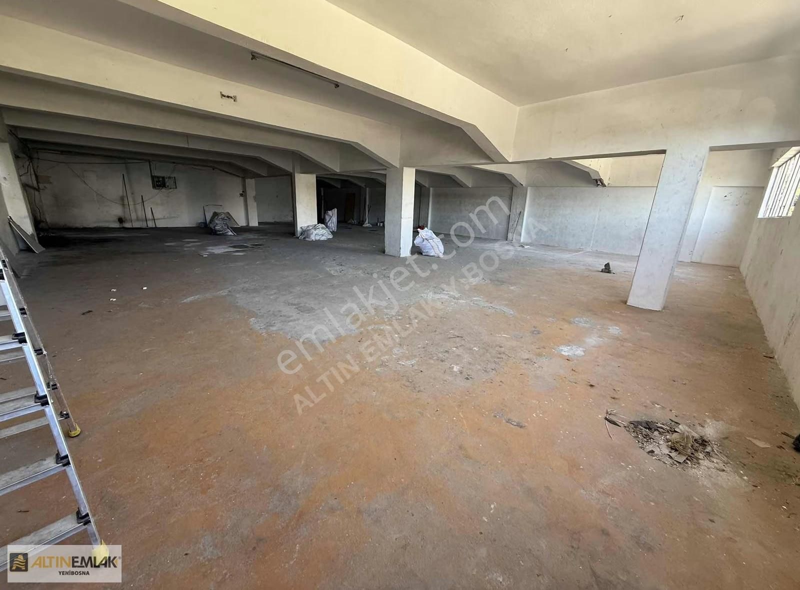 Çobançeşmede İmalata Uygun 400m2 İşhanında İskanlı - Görsel 2