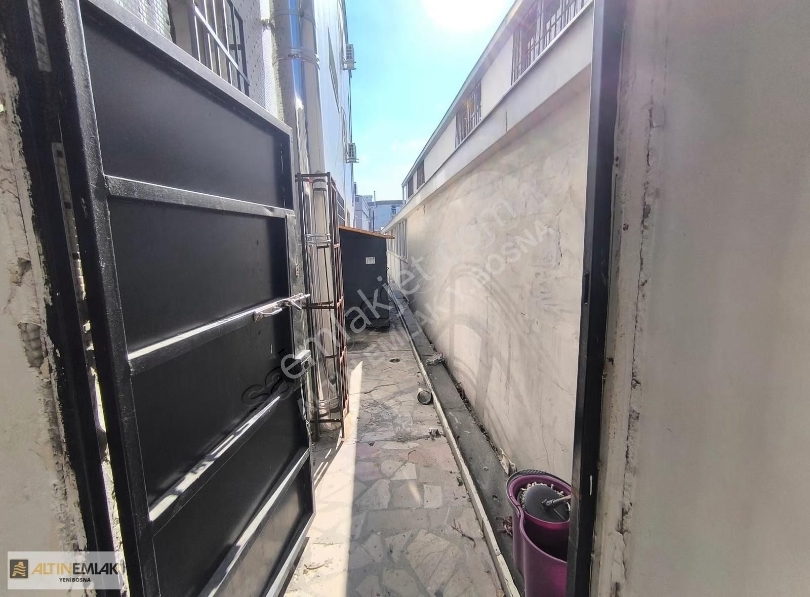 Yenibosna Merkez Mahallesinde Kiralık 450 M2 İşyeri - Görsel 10