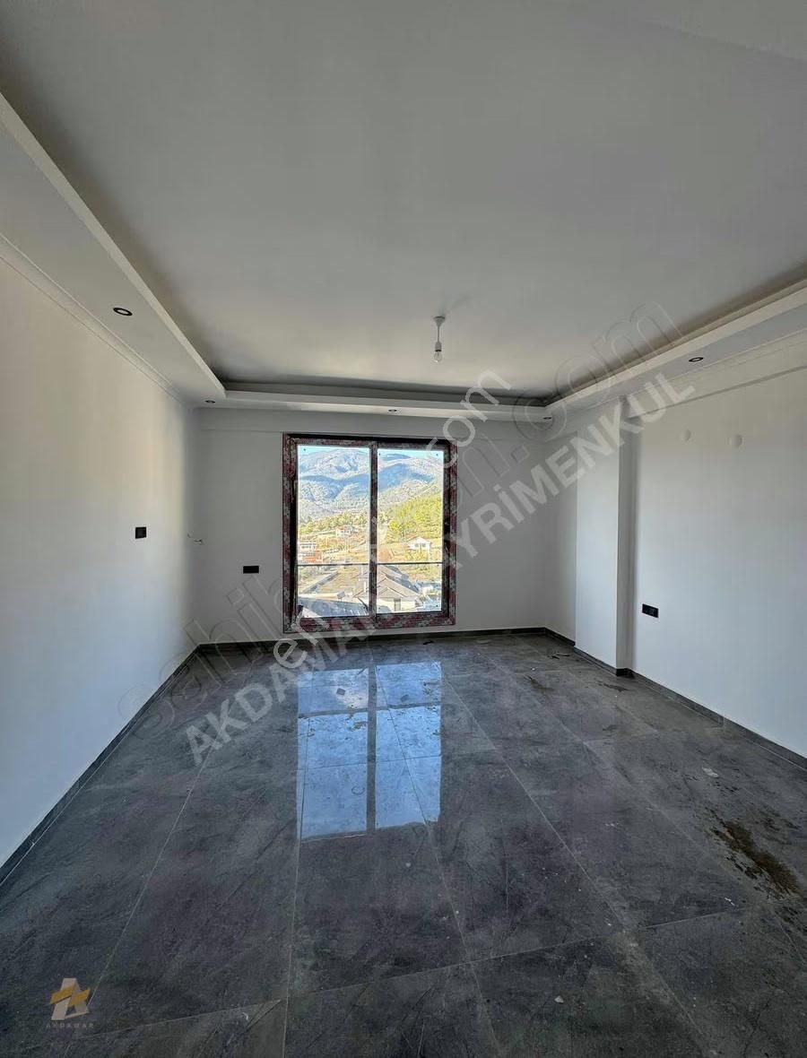 Muğla Fethiye Yeşilüzümlüde Satılık 6+1 Havuzlu Tripleks Villa - Görsel 4