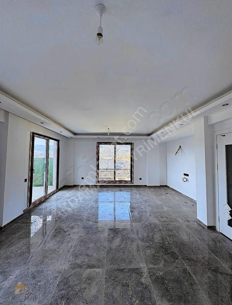 Muğla Fethiye Yeşilüzümlüde Satılık 6+1 Havuzlu Tripleks Villa - Görsel 10