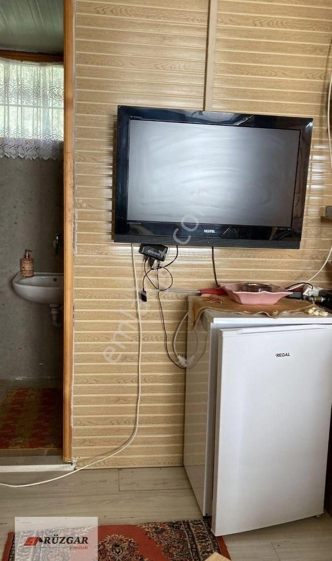 Burhaniye Hisarköyde 945 M2 Arazi İçinde Elk. Su Olan Harika Ev - Görsel 2