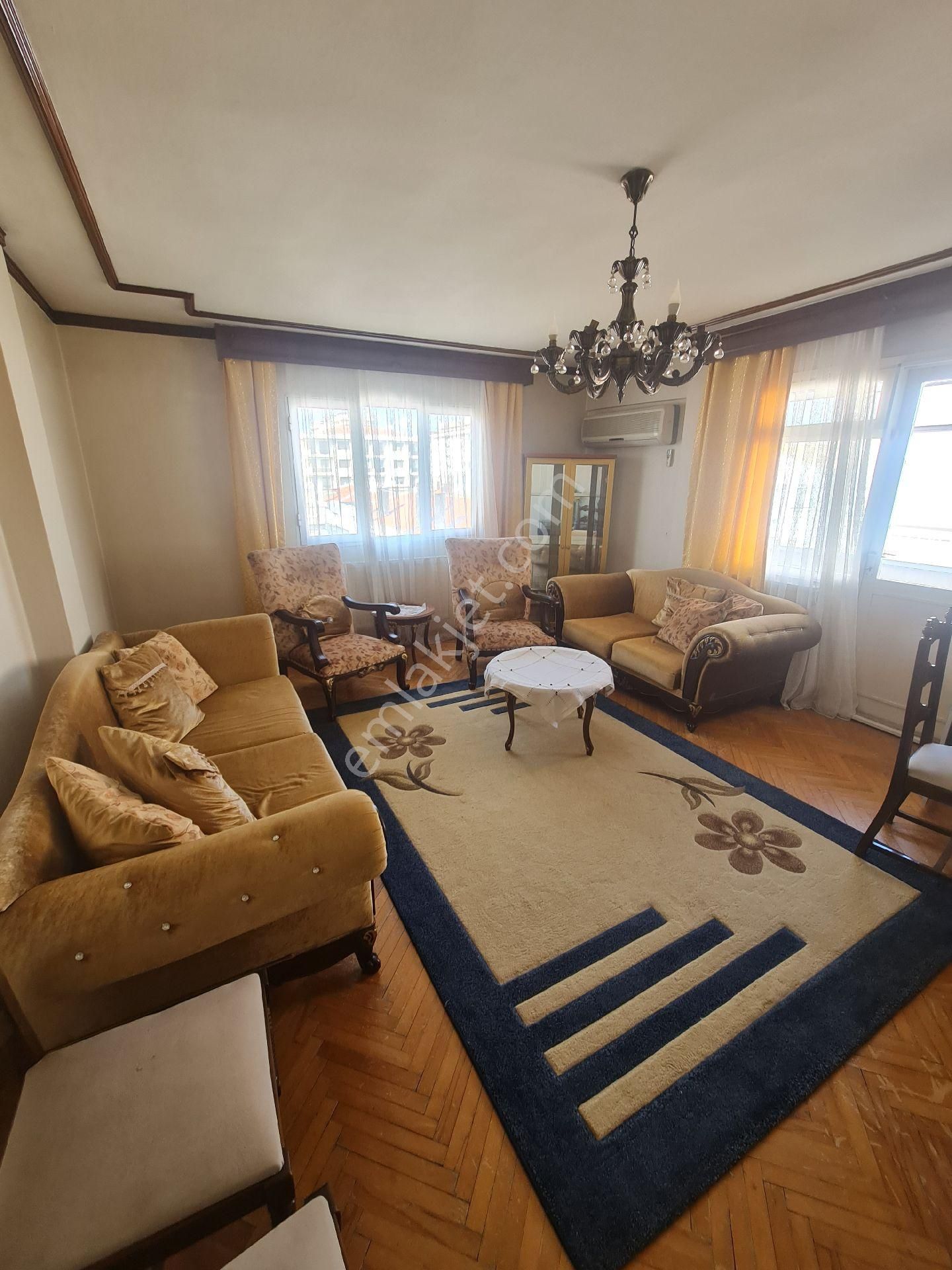 İzmir Karabağlar Araphasan Mahallesi 3+1 E - Görsel 18