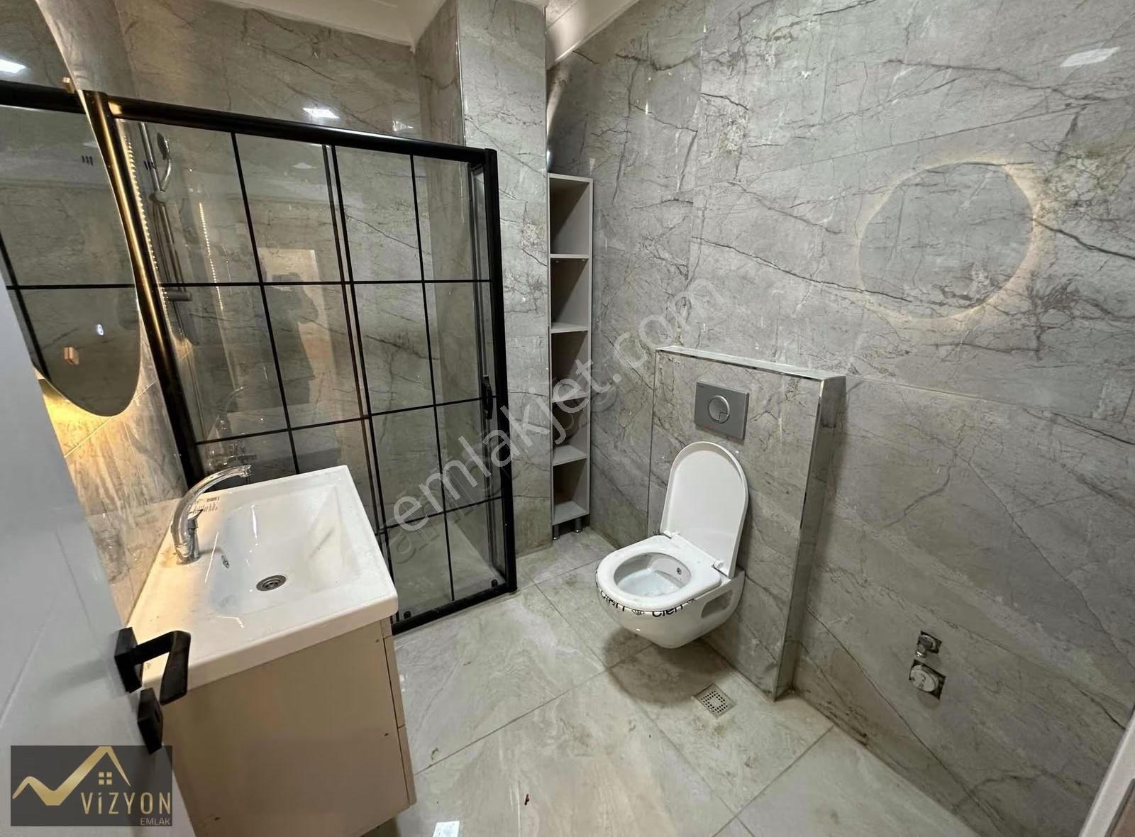 Vizyon Emlak'tan Bağlarbaşı Mahallesinde Lüks 2+1 Daire - Görsel 3