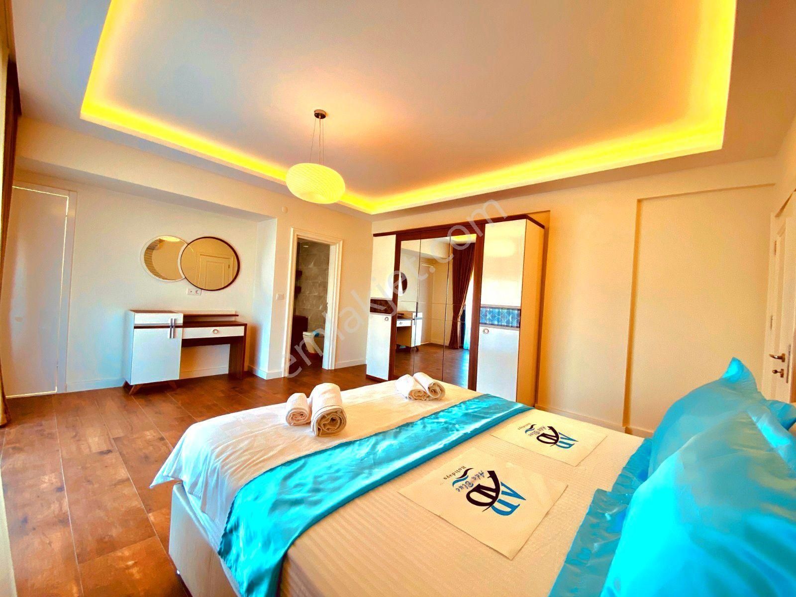 Kuşadası Merkeze Ve Avm'lere Yakın Özel Havuzlu Tek Müstakil 4+1 Geniş Bahçeli Villa - Görsel 22