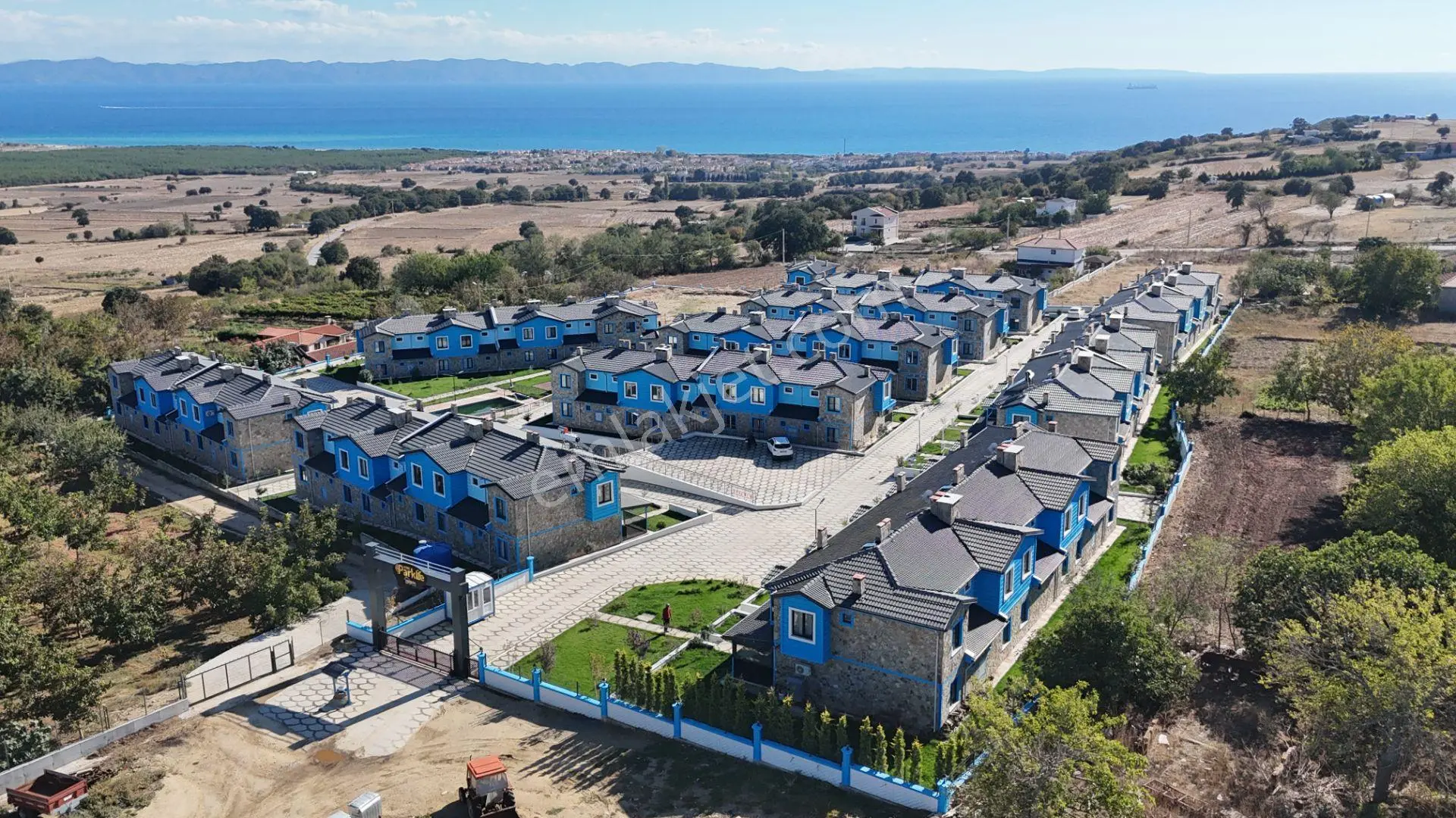 Ege Emlak'tan Yayla Köyü Meriç Park Life Sitesinde Satılık Yazlık